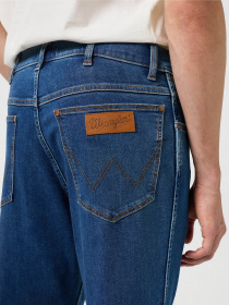 Джинсы Wrangler River модель 112350856 Фото