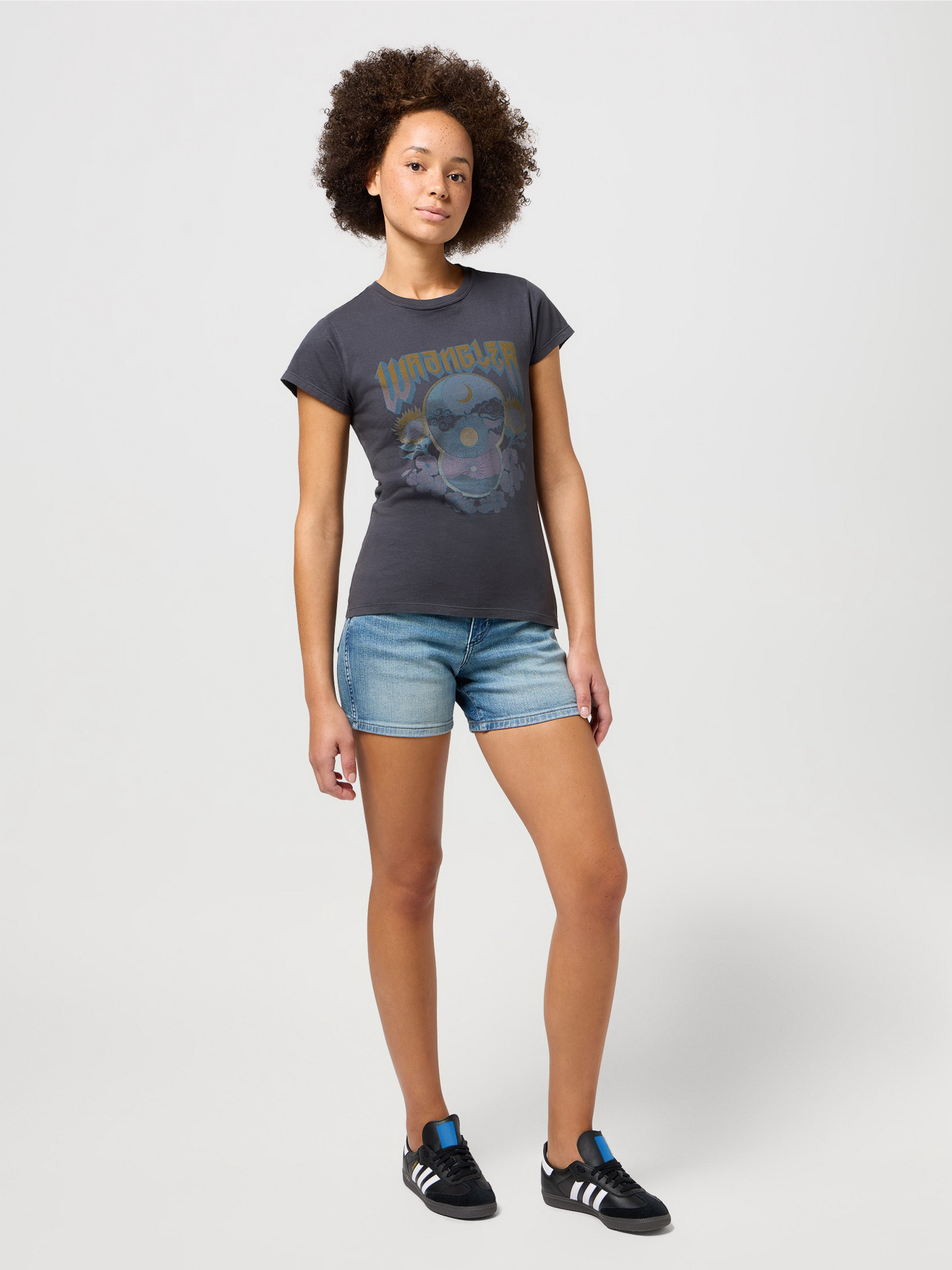 Шорти Wrangler Boyfriend модель 112351036 Фото