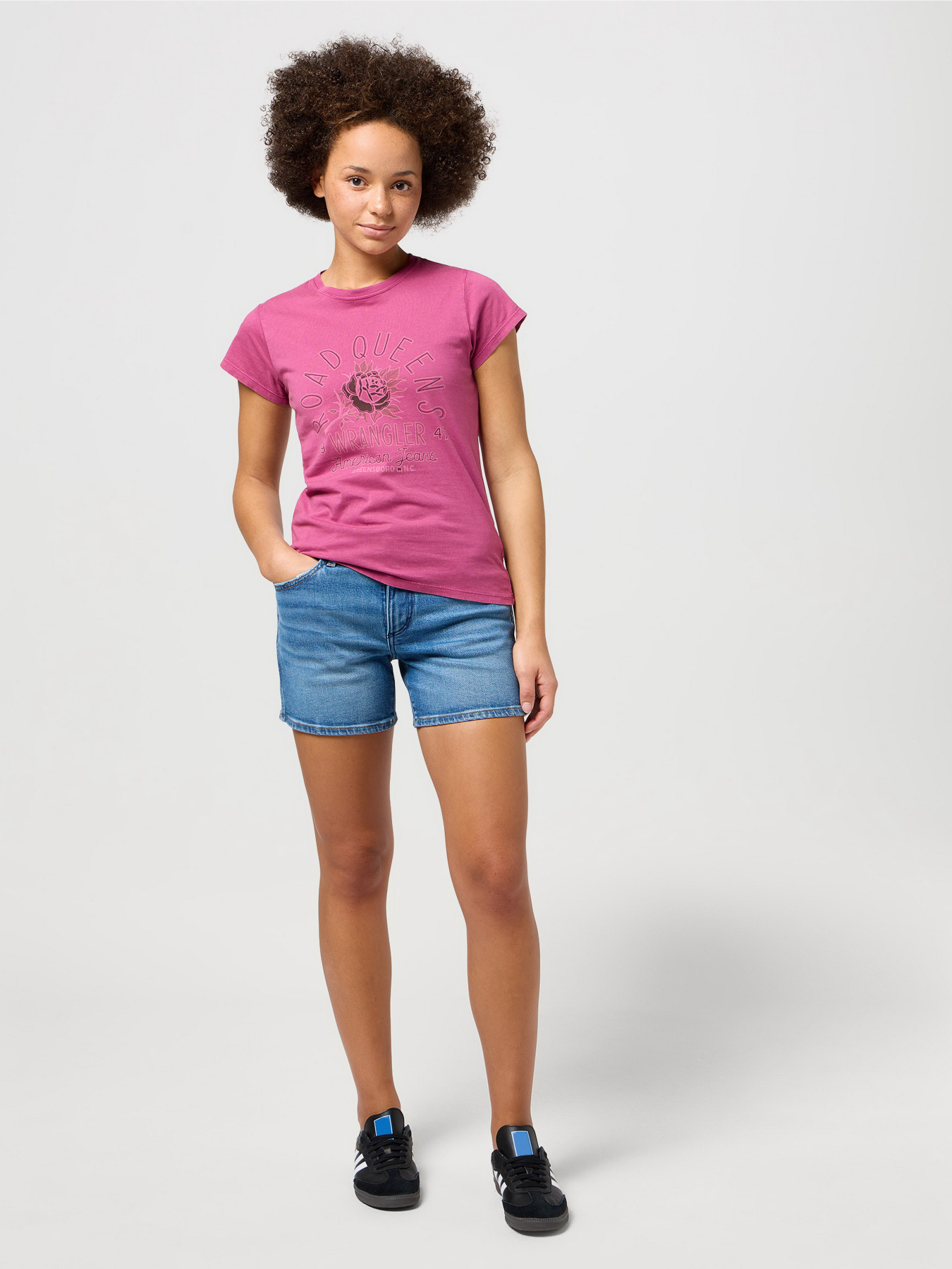 Шорты Wrangler Boyfriend модель 112351037 Фото