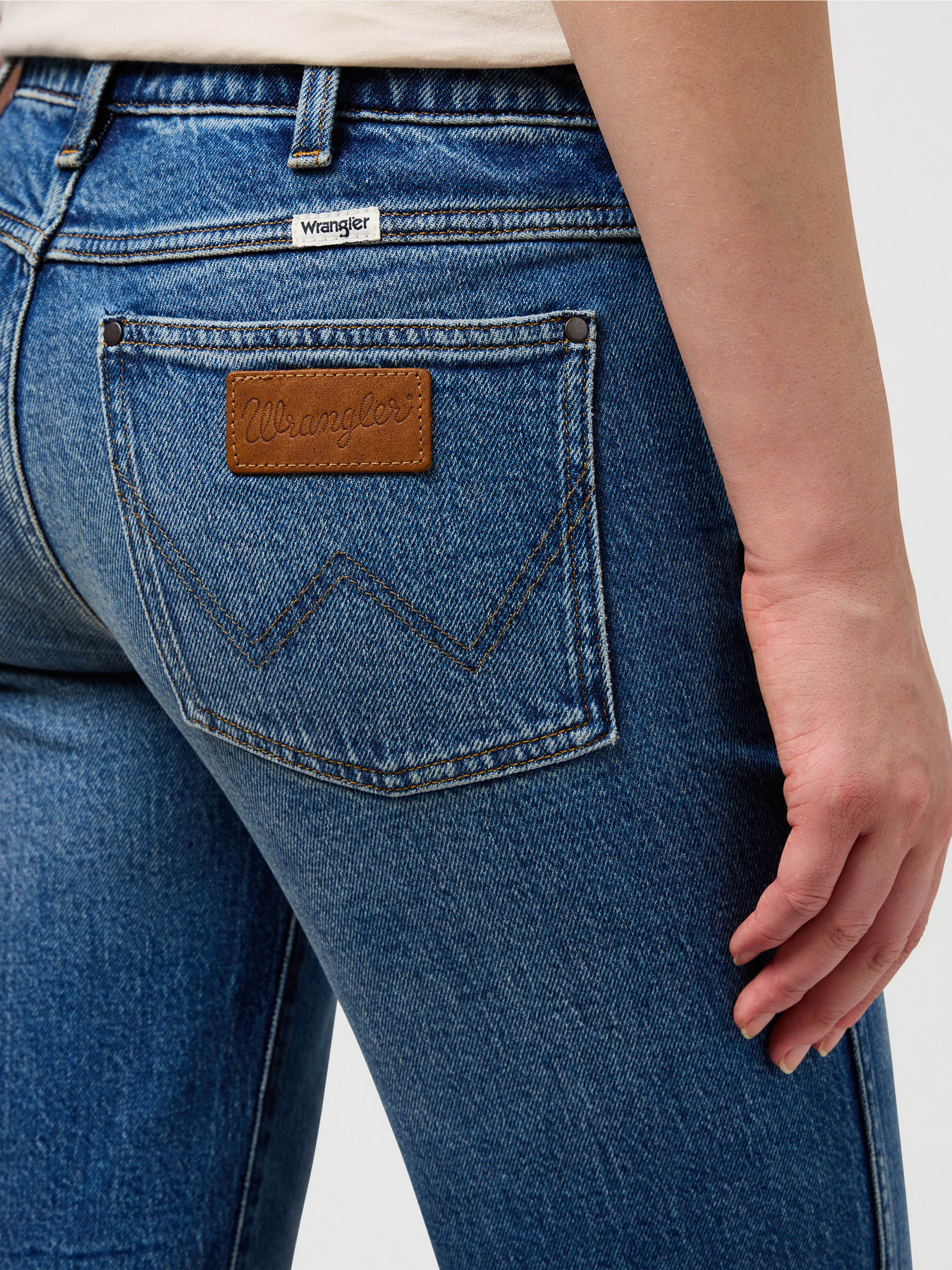 Джинси Wrangler Wanderer модель 112351071 Фото