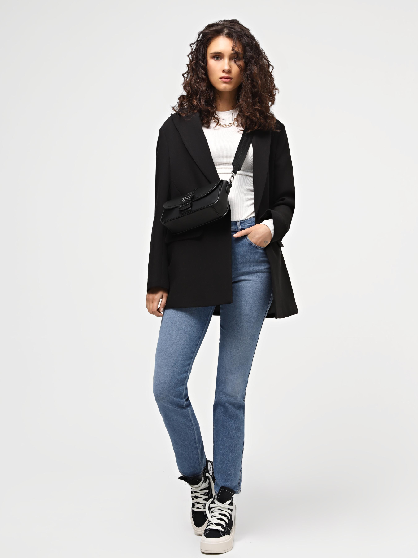 Джинсы Wrangler Slim модель W26LCY37M Фото