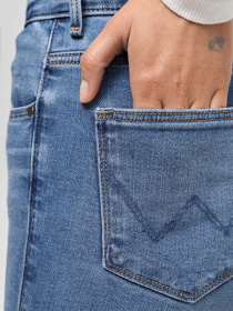 Джинсы Wrangler Slim модель W26LCY37M Фото
