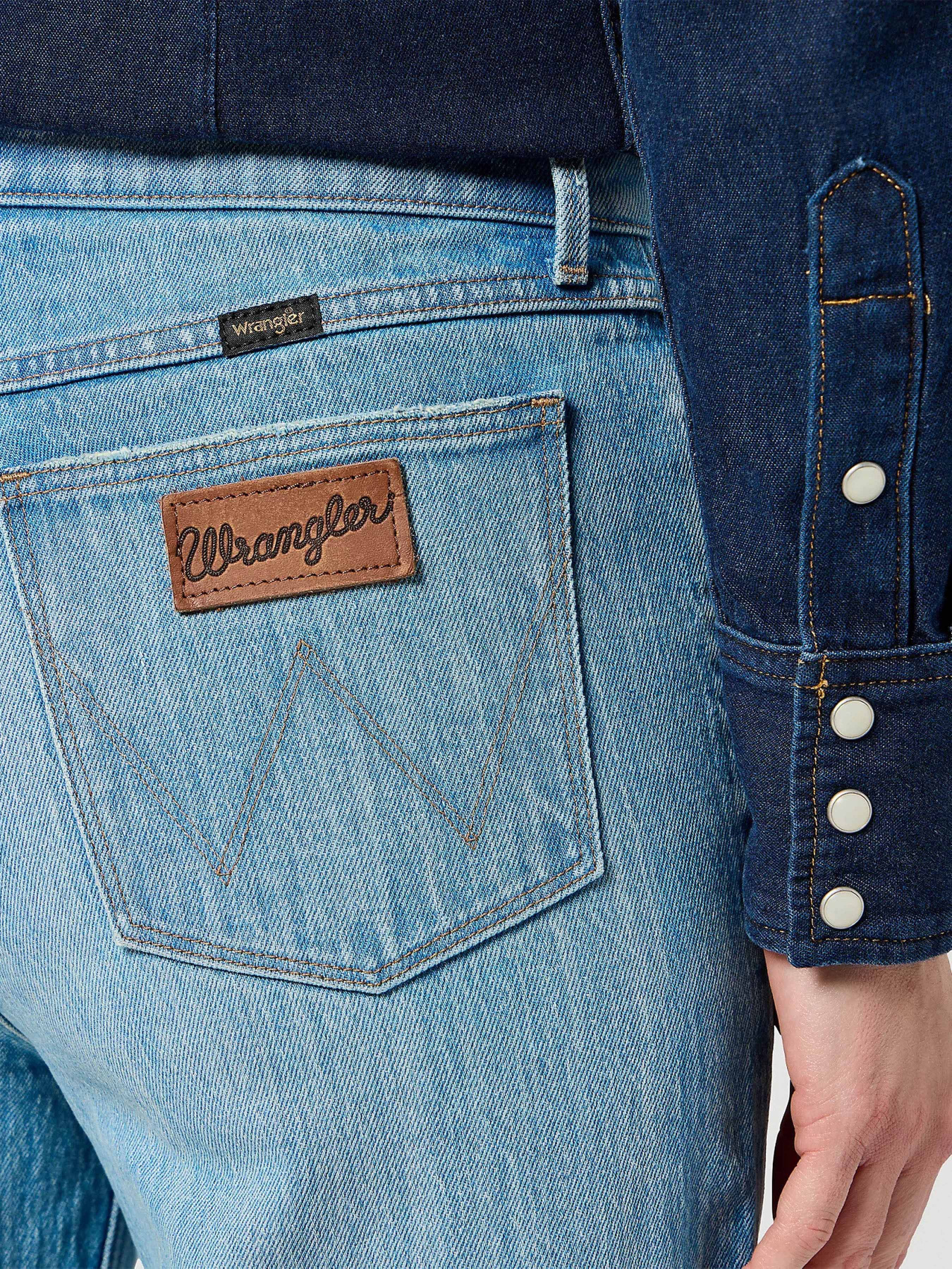 Джинси Wrangler модель 112356417 Фото
