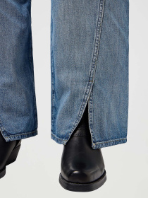 Джинси Wrangler модель 112362780 Фото