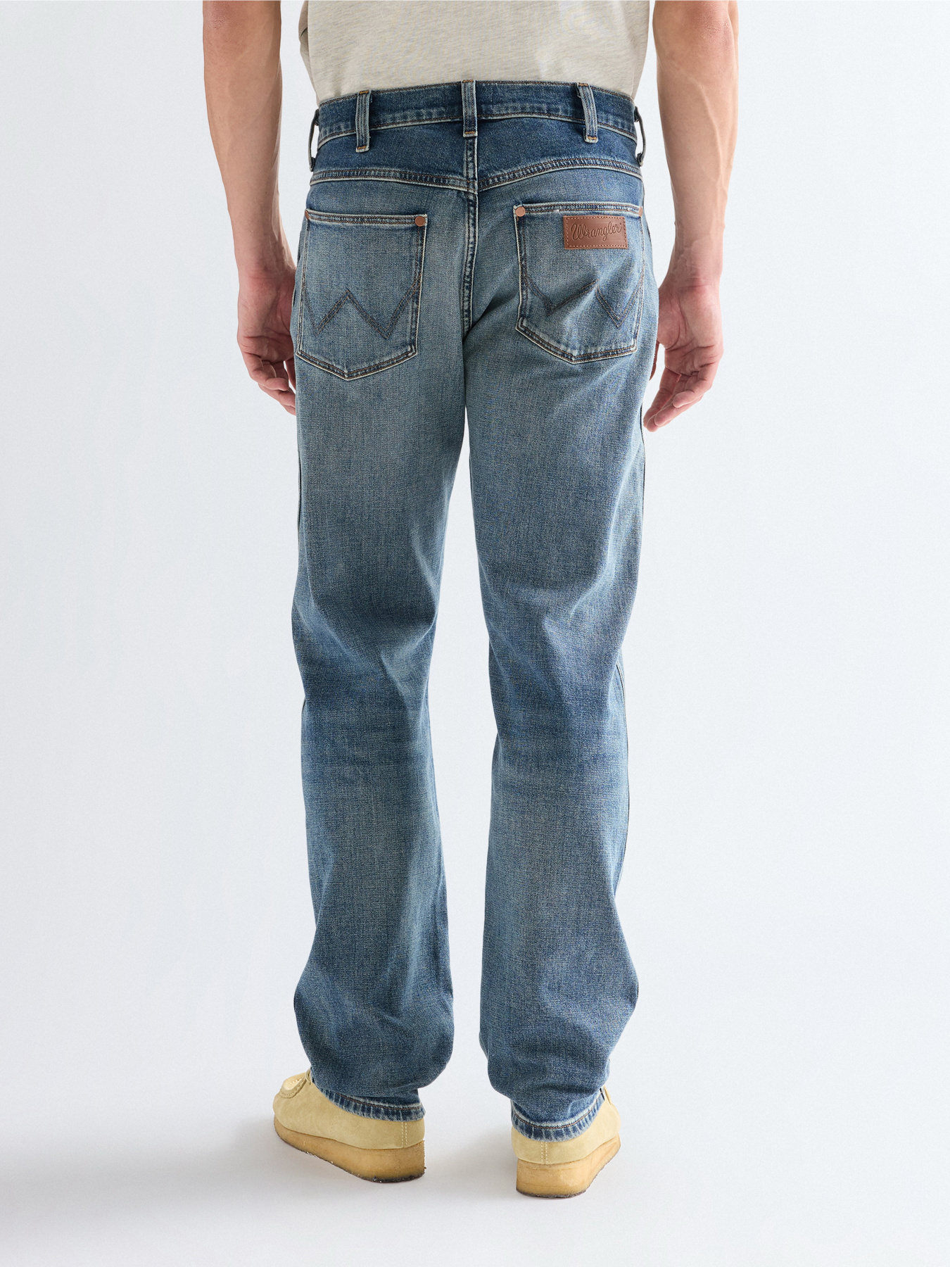 Джинсы Wrangler FRONTIER модель 112377828 Фото