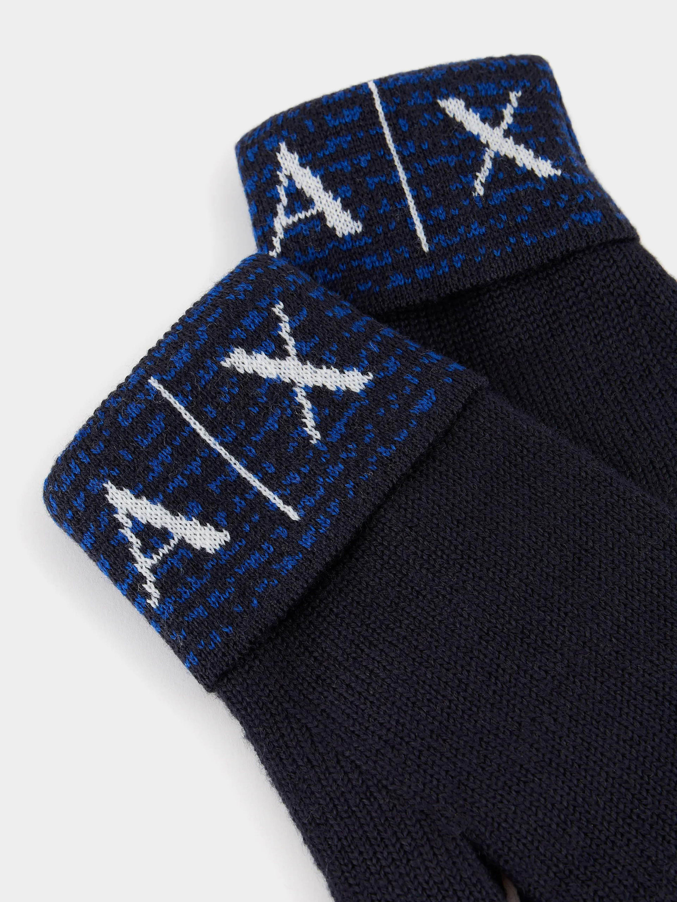 Перчатки и варежки Armani Exchange модель 954605-3F303-18535 Перчатки и варежки Armani Exchange модель 954605-3F303-18535 Фото