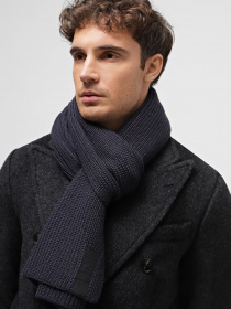 Шарфи та хустки Armani Exchange модель 954616-3F307-00035 Фото