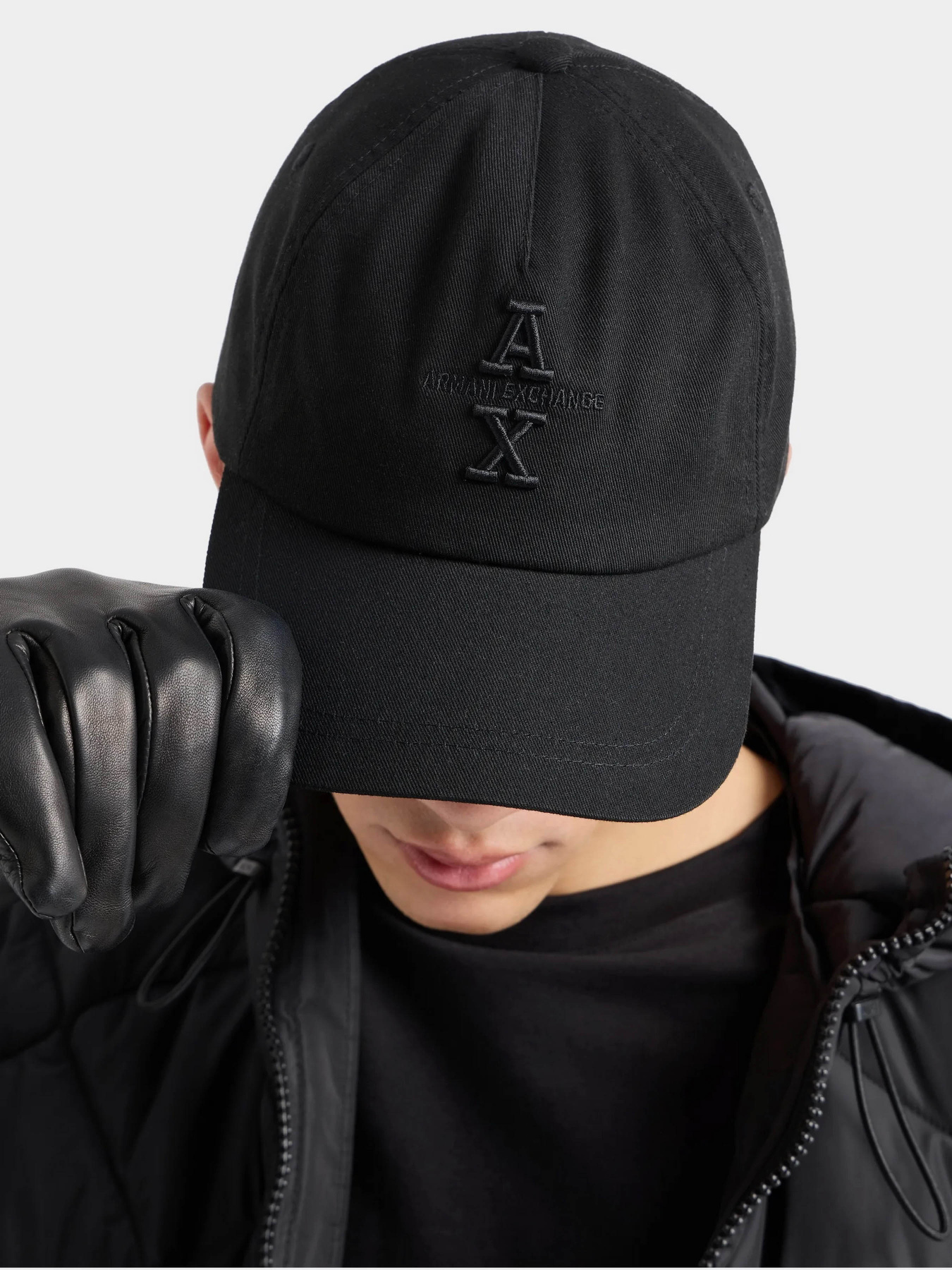 Шапки та кепки Armani Exchange модель 954220-4F101-00020 Шапки та кепки Armani Exchange модель 954220-4F101-00020 Фото