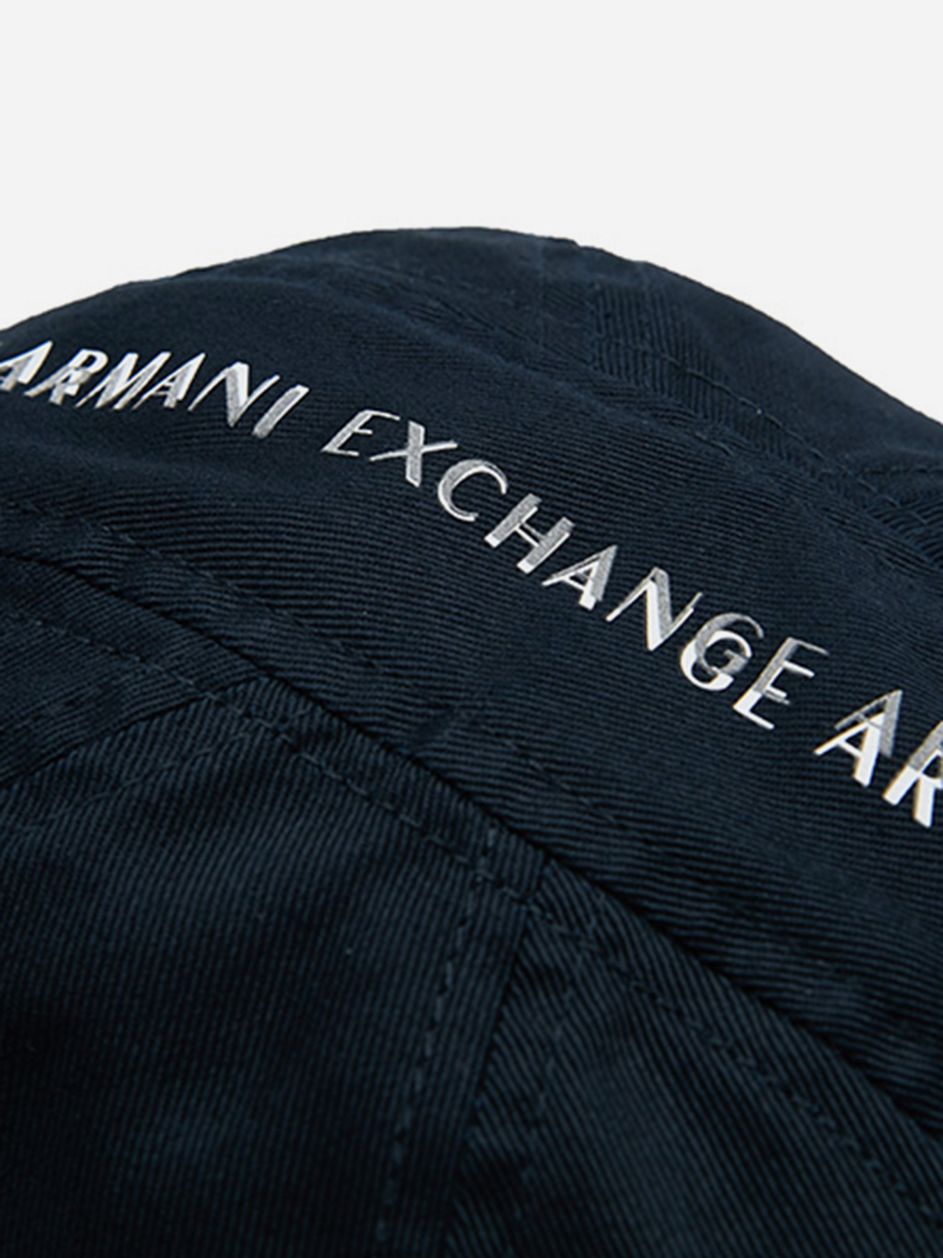 Шапки и кепки Armani Exchange модель 954206-1P109-00035 Фото