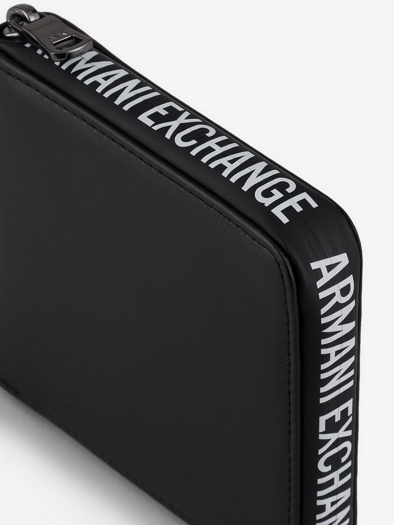 Кошельки Armani Exchange модель 958408-1A808-06021 Фото