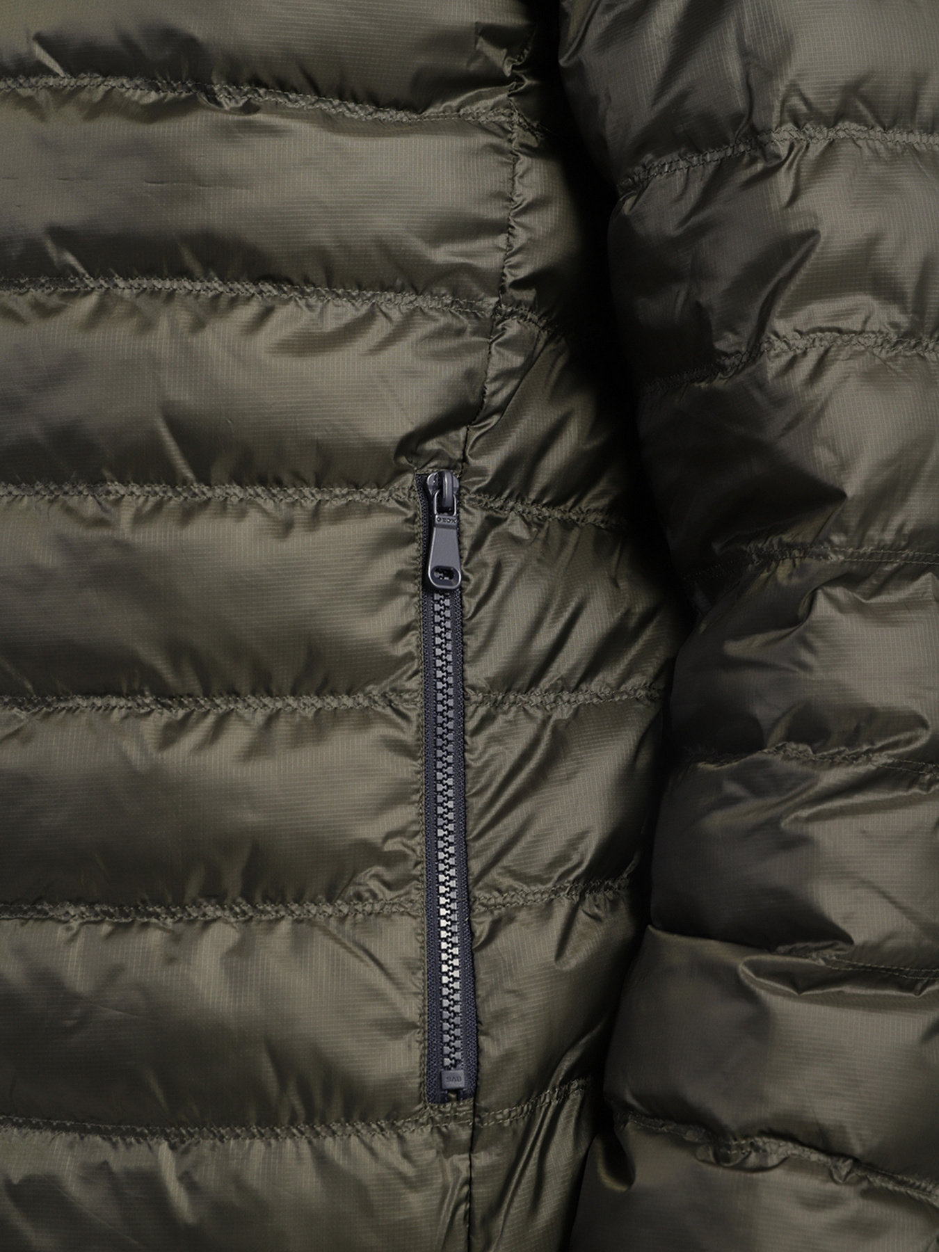 Куртки та дублянки Geox Dennie модель M1428Z-T2683-F3351 Куртки та дублянки Geox Dennie модель M1428Z-T2683-F3351 Фото