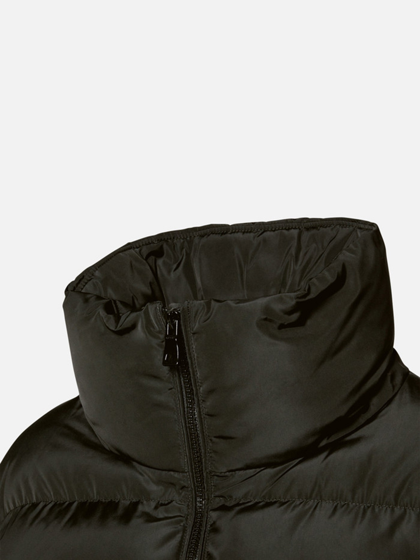 Куртки та дублянки Geox модель W2628C-T2506-F9000 Куртки та дублянки Geox модель W2628C-T2506-F9000 Фото