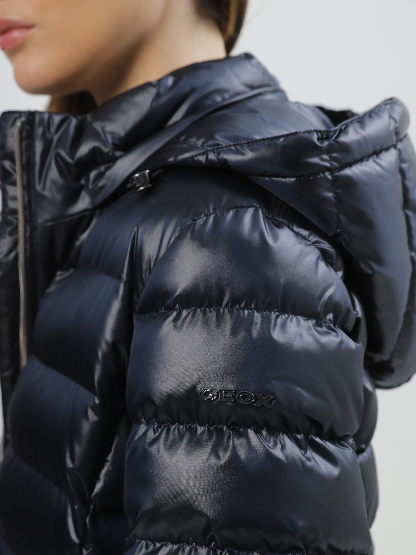 Куртки и дубленки Geox Sukie модель W3628T-T3013-F1624 Куртки и дубленки Geox Sukie модель W3628T-T3013-F1624 Фото