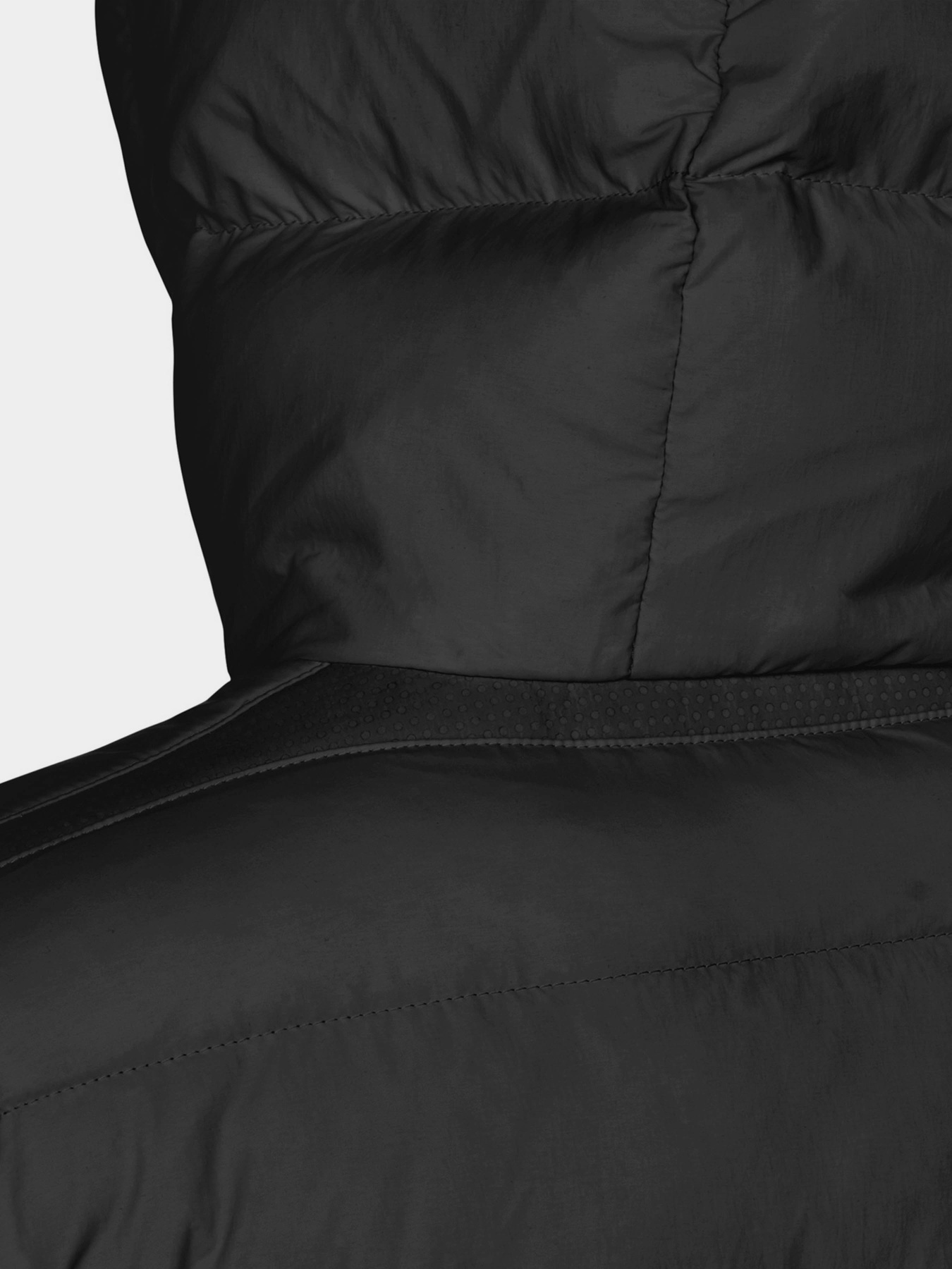 Куртки и дубленки Geox Elver модель M4626N-T3147-F9000 Фото