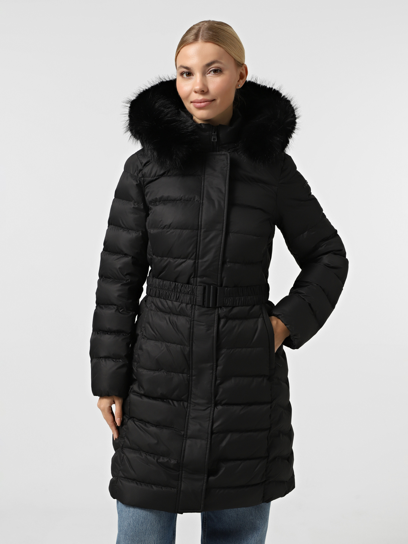 Куртки и дубленки Geox модель W5626F-T3152-F9000 Куртки и дубленки Geox модель W5626F-T3152-F9000 Фото