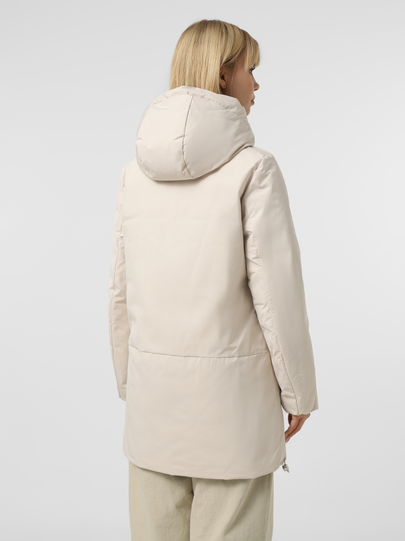 Куртки и дубленки Geox модель W5628A-TC191-F1866 Куртки и дубленки Geox модель W5628A-TC191-F1866 Фото