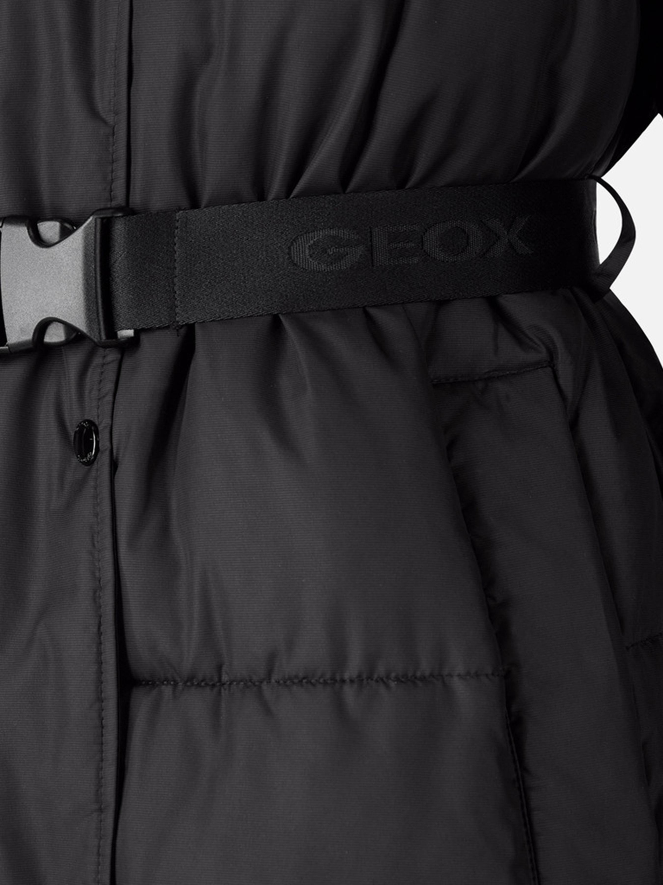 Куртки и дубленки Geox модель W5628K-T3273-F9000 Куртки и дубленки Geox модель W5628K-T3273-F9000 Фото