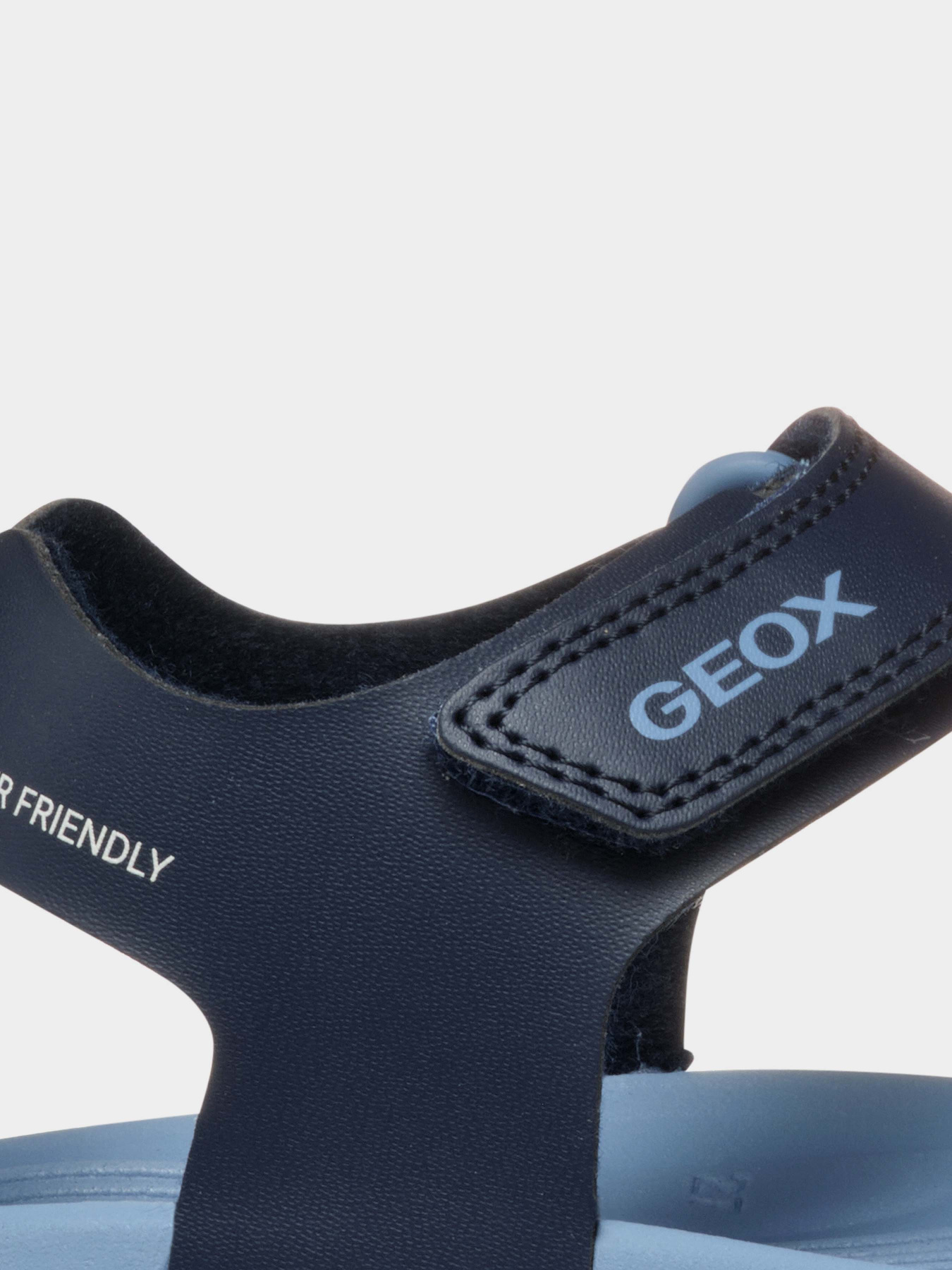 Сандалії Geox Fusbetto модель J35HMA-000BC-C4250 Сандалії Geox Fusbetto модель J35HMA-000BC-C4250 Фото
