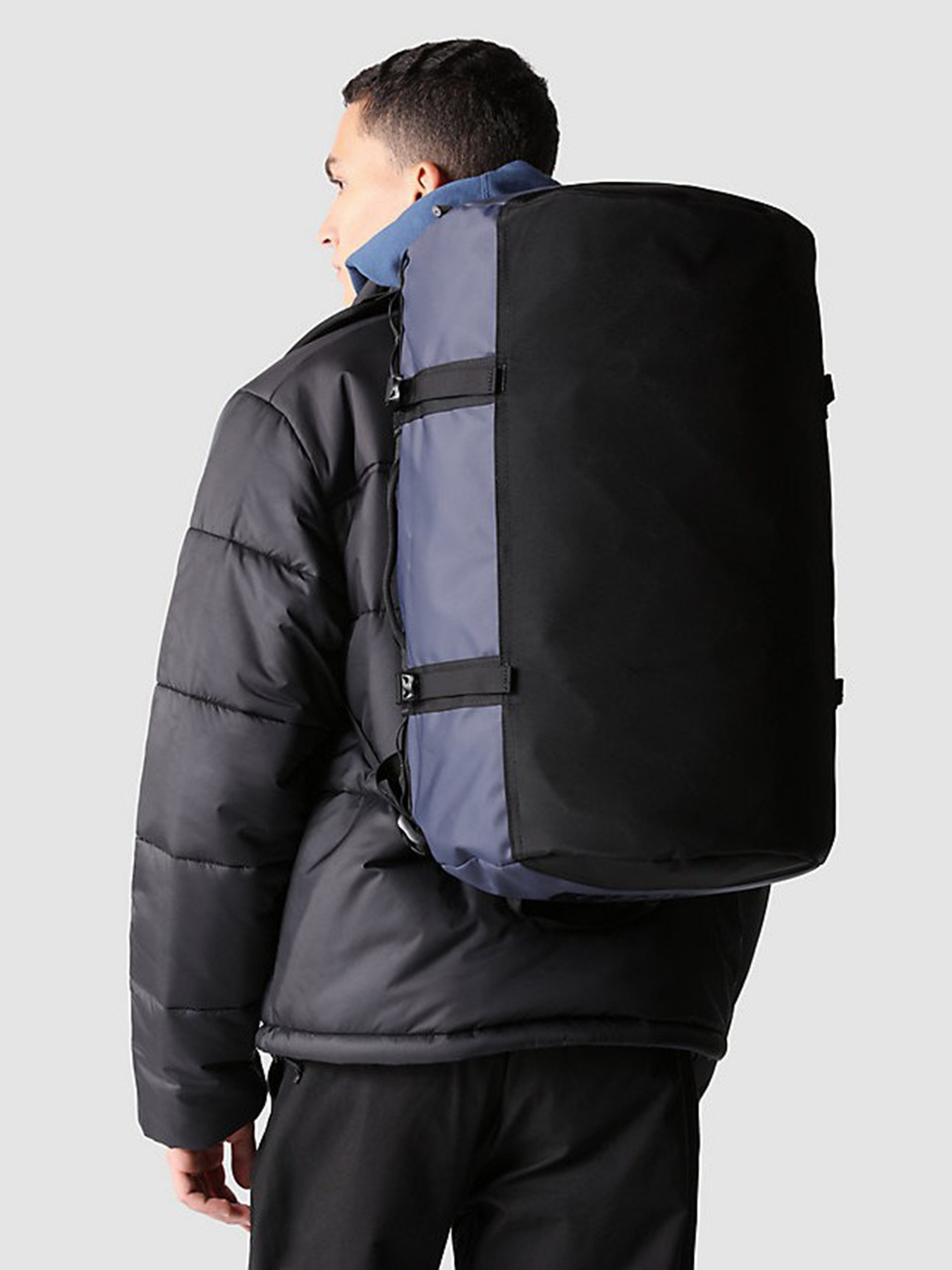 Дорожні сумки та валізи The North Face Base Camp Duffel модель NF0A52STR811 Дорожні сумки та валізи The North Face Base Camp Duffel модель NF0A52STR811 Фото