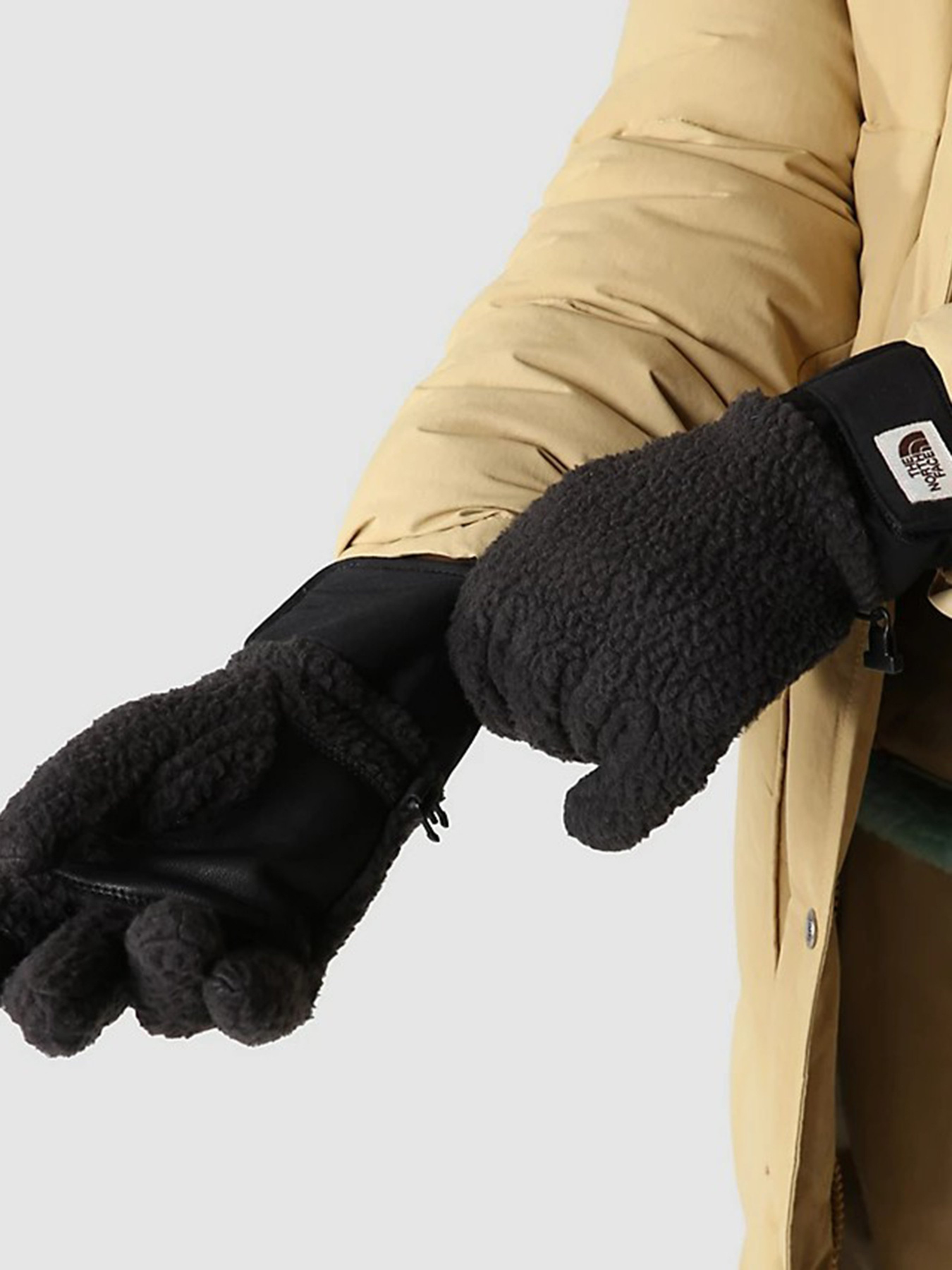 Перчатки и варежки The North Face Cragmont Fleece модель NF0A7RH4JK31 Перчатки и варежки The North Face Cragmont Fleece модель NF0A7RH4JK31 Фото
