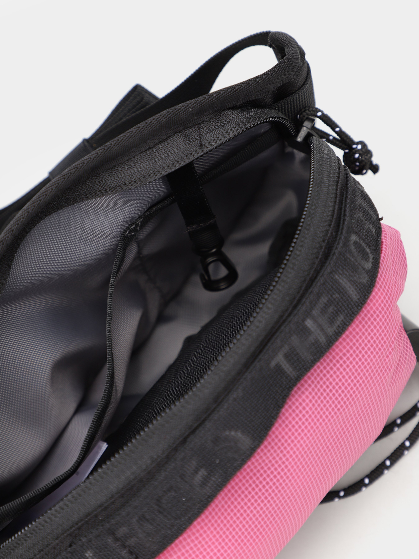 Сумки The North Face Bozer Hip Pack III-S модель NF0A52RX83A1 Сумки The North Face Bozer Hip Pack III-S модель NF0A52RX83A1 Фото
