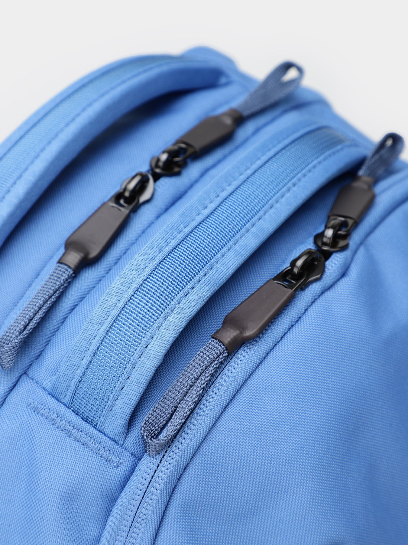 Рюкзаки The North Face Vault модель NF0A3VY27U61 Рюкзаки The North Face Vault модель NF0A3VY27U61 Фото
