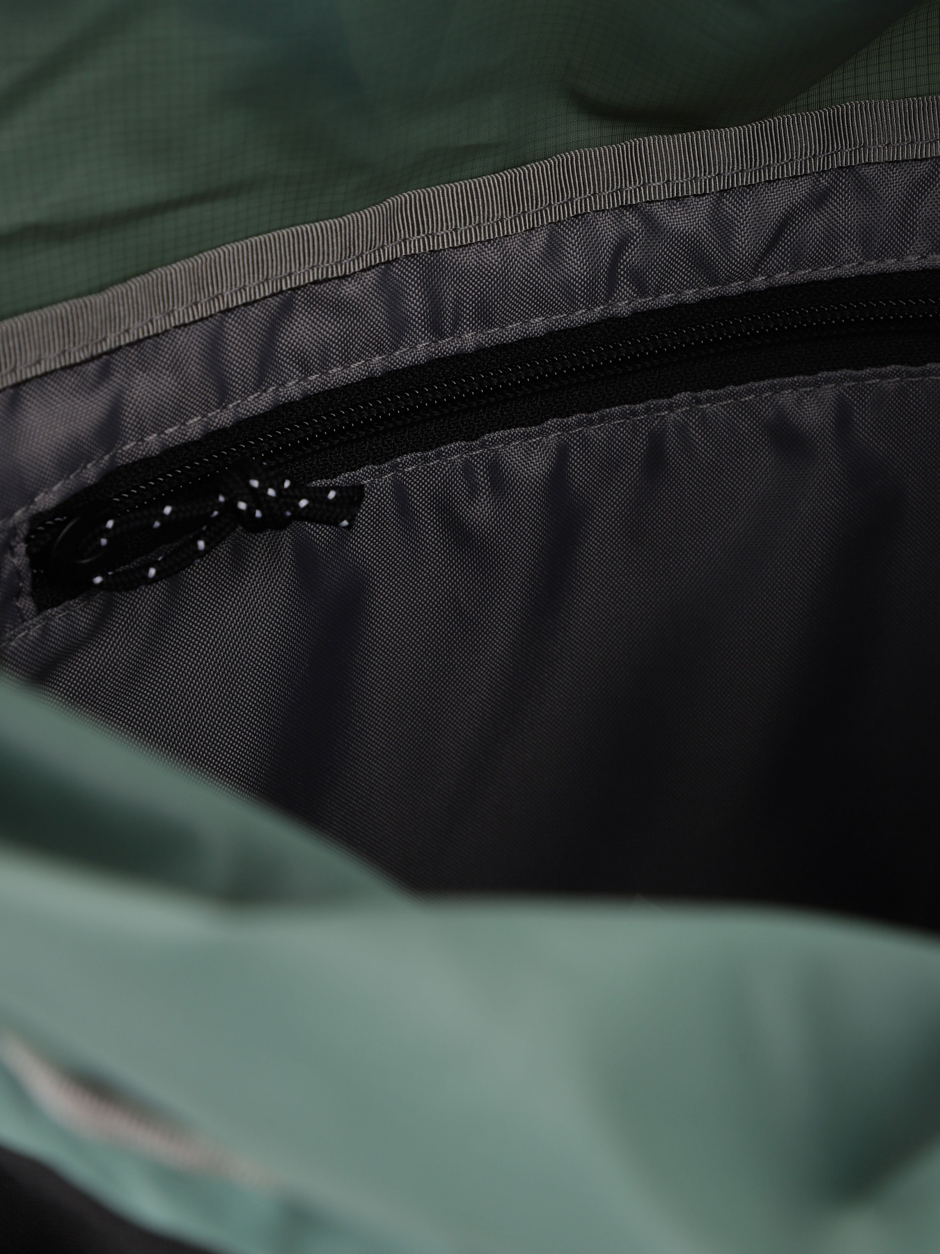 Сумки The North Face Bozer Cinch Pack модель NF0A52VPKIB1 Сумки The North Face Bozer Cinch Pack модель NF0A52VPKIB1 Фото