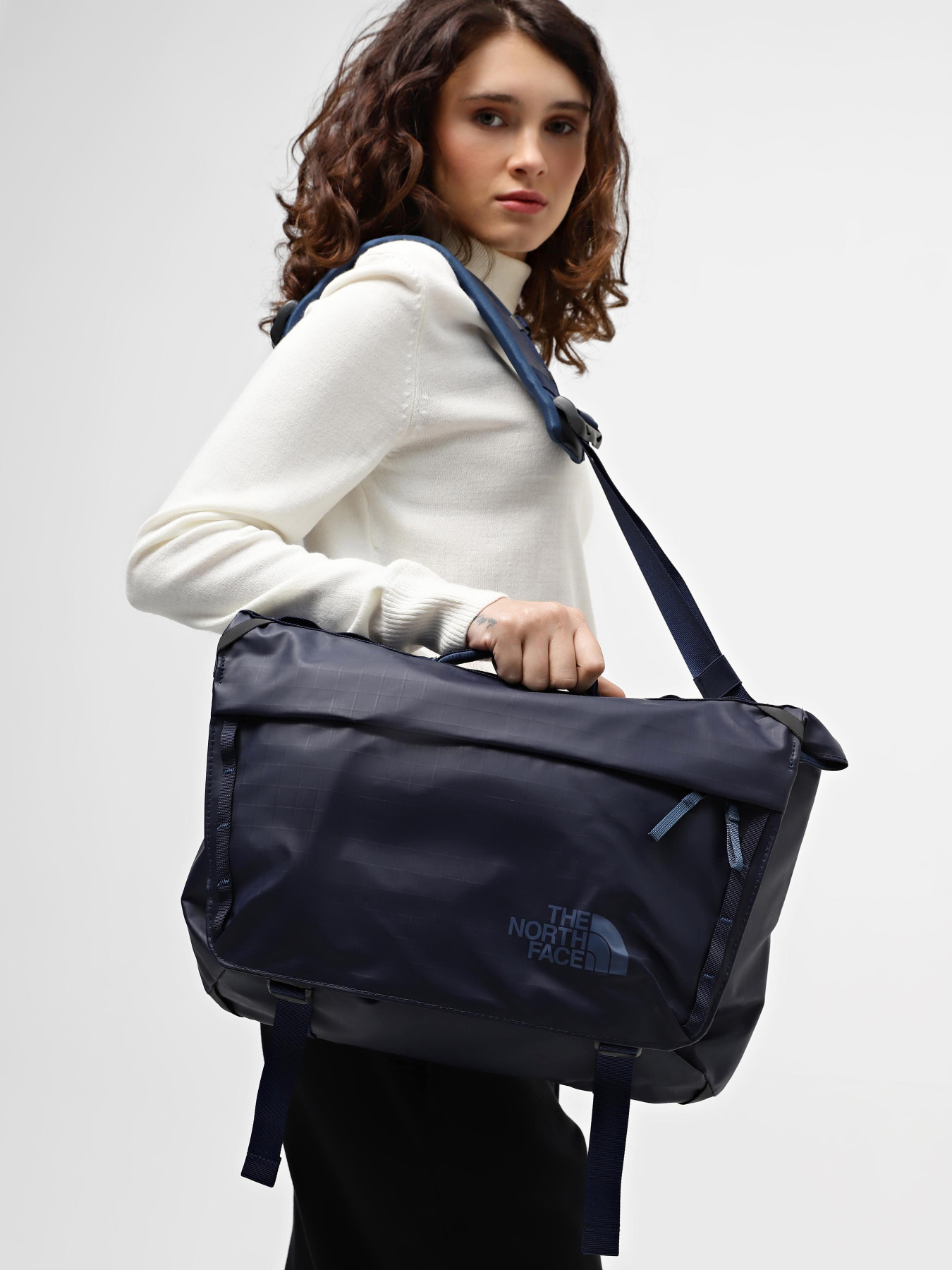 Сумки The North Face Bozer Cinch Pack модель NF0A81DP96P1 Сумки The North Face Bozer Cinch Pack модель NF0A81DP96P1 Фото
