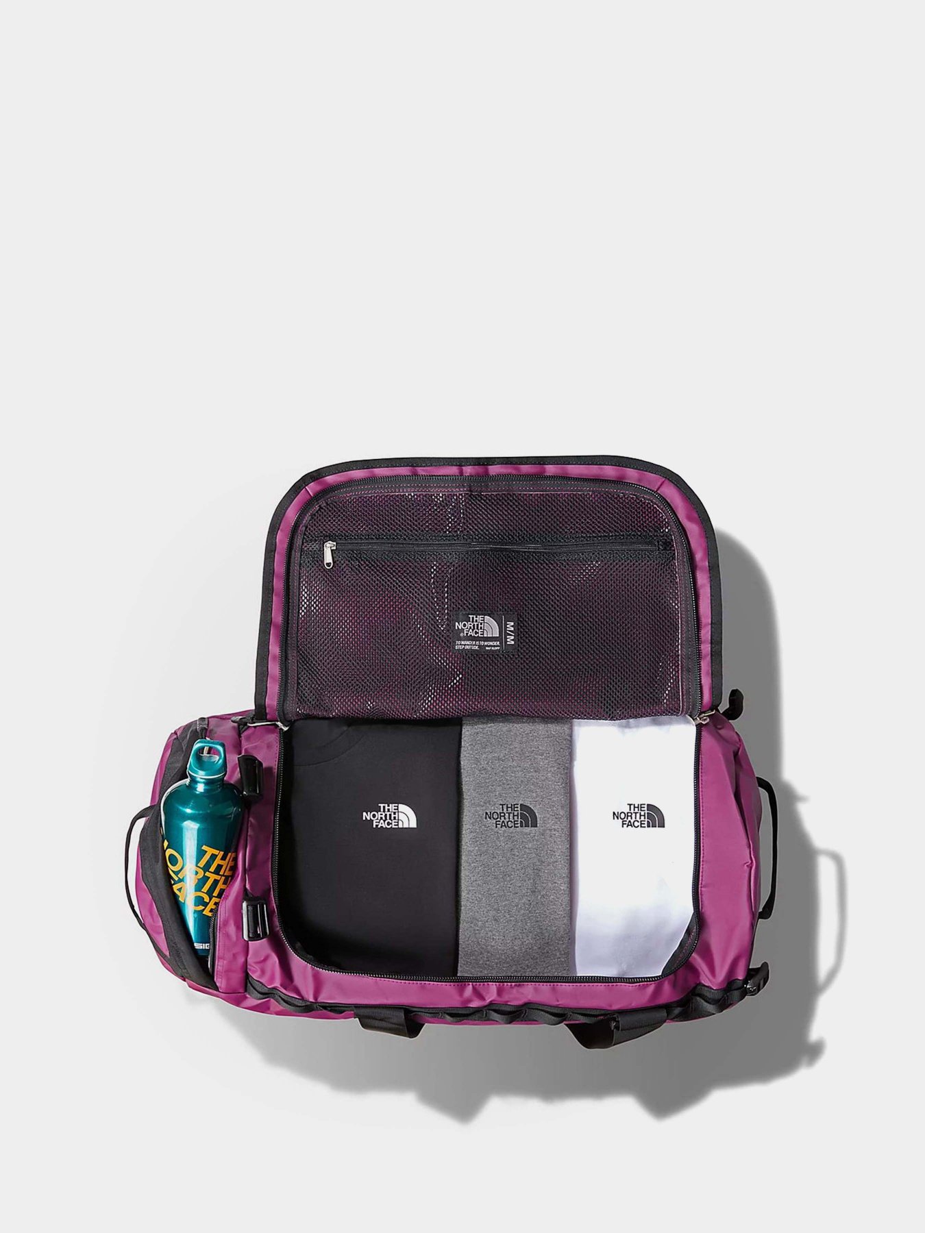 Дорожные сумки и чемоданы The North Face Duffel M Sack Voyage модель NF0A52SAKK91 Дорожные сумки и чемоданы The North Face Duffel M Sack Voyage модель NF0A52SAKK91 Фото
