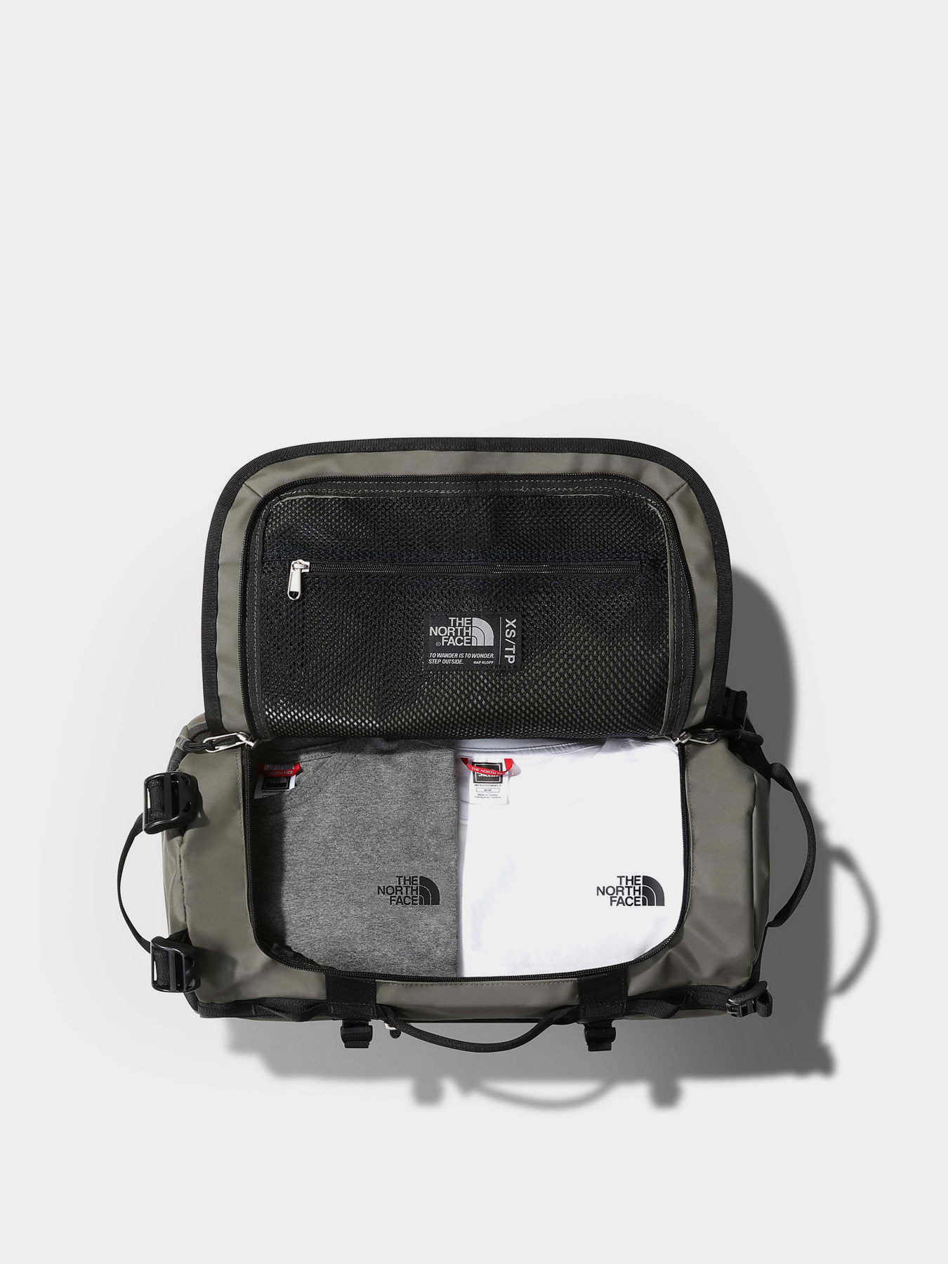 Дорожные сумки и чемоданы The North Face Base Camp Duffel - XS модель NF0A52SSBQW1 Дорожные сумки и чемоданы The North Face Base Camp Duffel - XS модель NF0A52SSBQW1 Фото