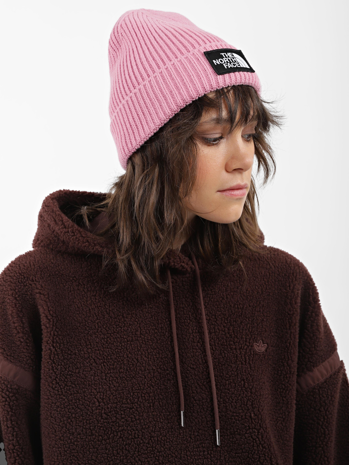 Шапки и кепки The North Face Logo Box Cuffed Beanie модель NF0A3FJXI0W1 Шапки и кепки The North Face Logo Box Cuffed Beanie модель NF0A3FJXI0W1 Фото
