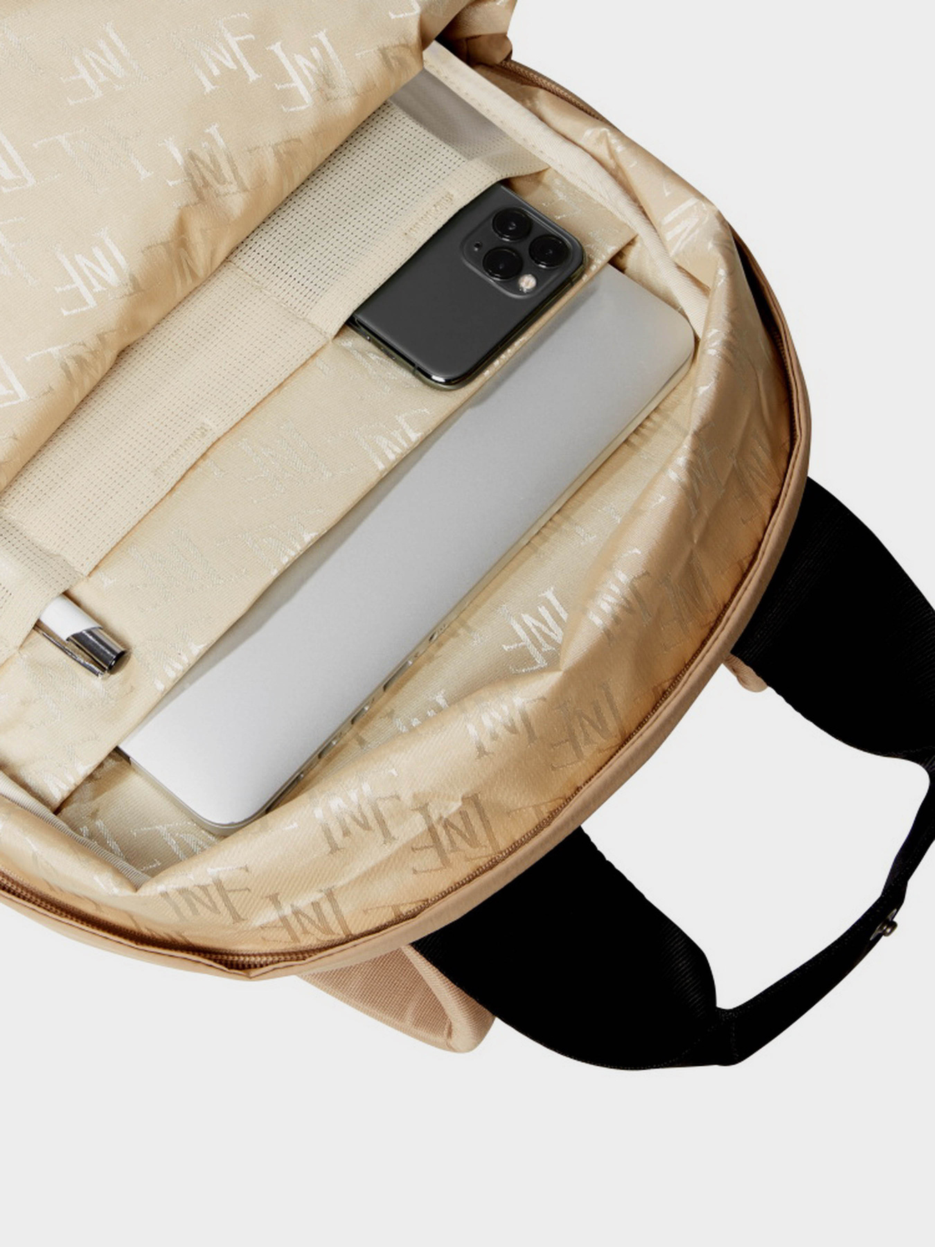Рюкзаки The North Face Never Stop Daypack 20L модель NF0A81DT1XF1 Фото
