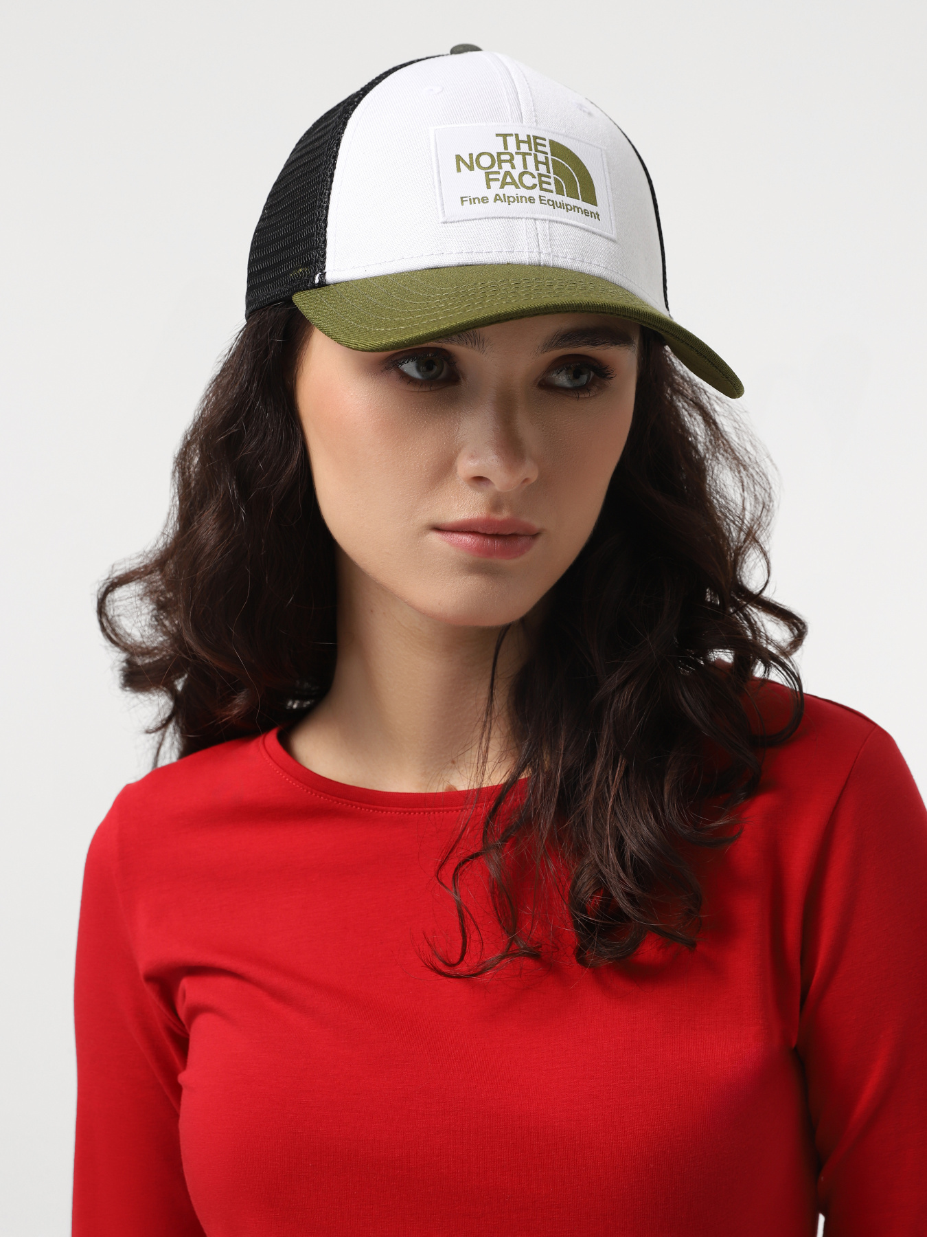 Шапки и кепки The North Face Mudder Trucker модель NF0A5FXAZIV1 Шапки и кепки The North Face Mudder Trucker модель NF0A5FXAZIV1 Фото