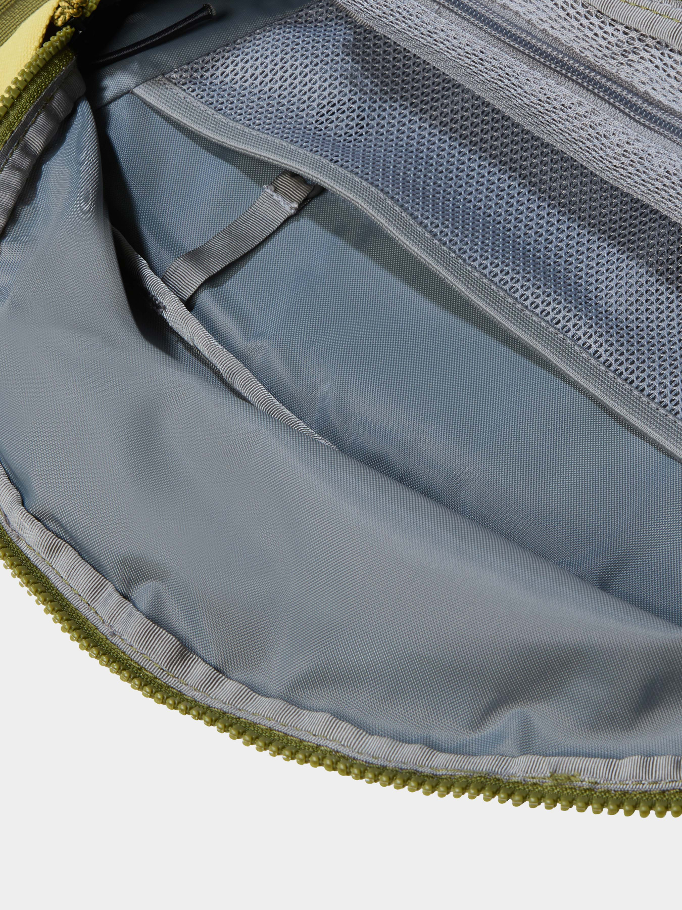 Сумки The North Face Terra Lumbar 6l модель NF0A81ENYI41 Сумки The North Face Terra Lumbar 6l модель NF0A81ENYI41 Фото