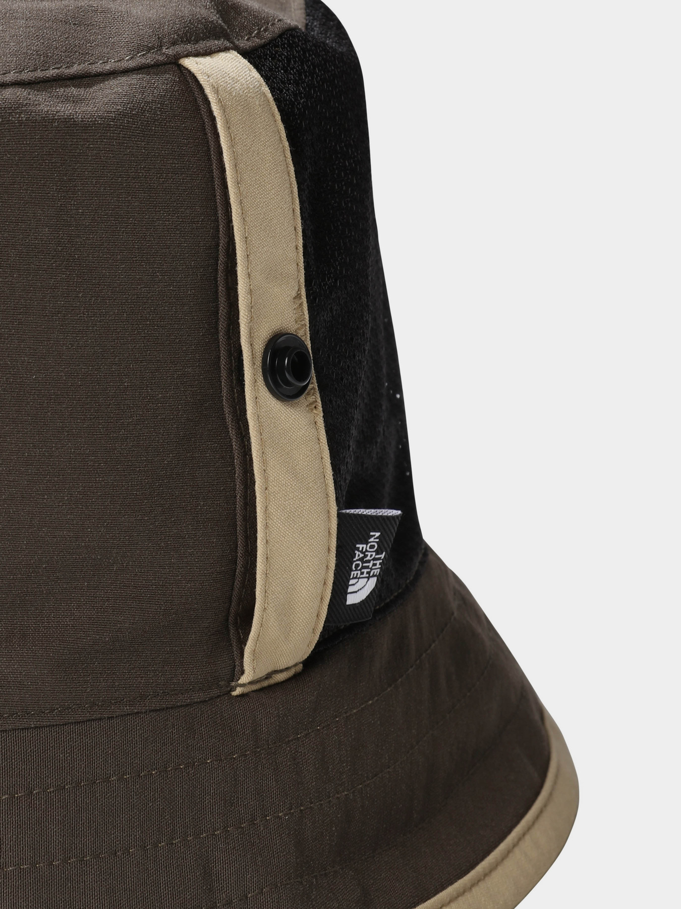 Шапки та кепки The North Face Class V Reversible Bucket Hat модель NF0A7WGYRV41 Шапки та кепки The North Face Class V Reversible Bucket Hat модель NF0A7WGYRV41 Фото