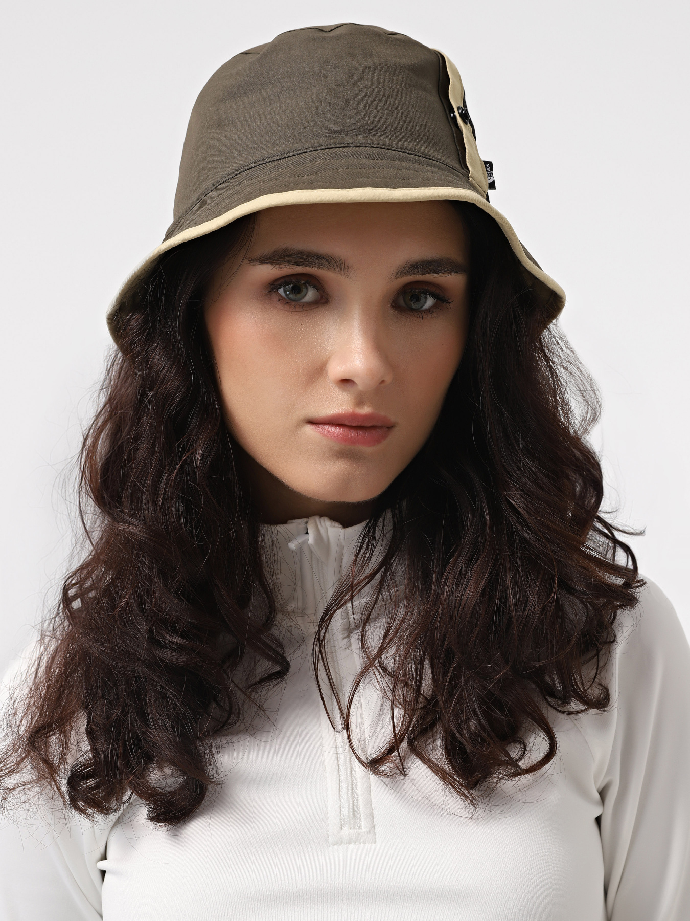 Шапки та кепки The North Face Class V Reversible Bucket Hat модель NF0A7WGYRV41 Шапки та кепки The North Face Class V Reversible Bucket Hat модель NF0A7WGYRV41 Фото