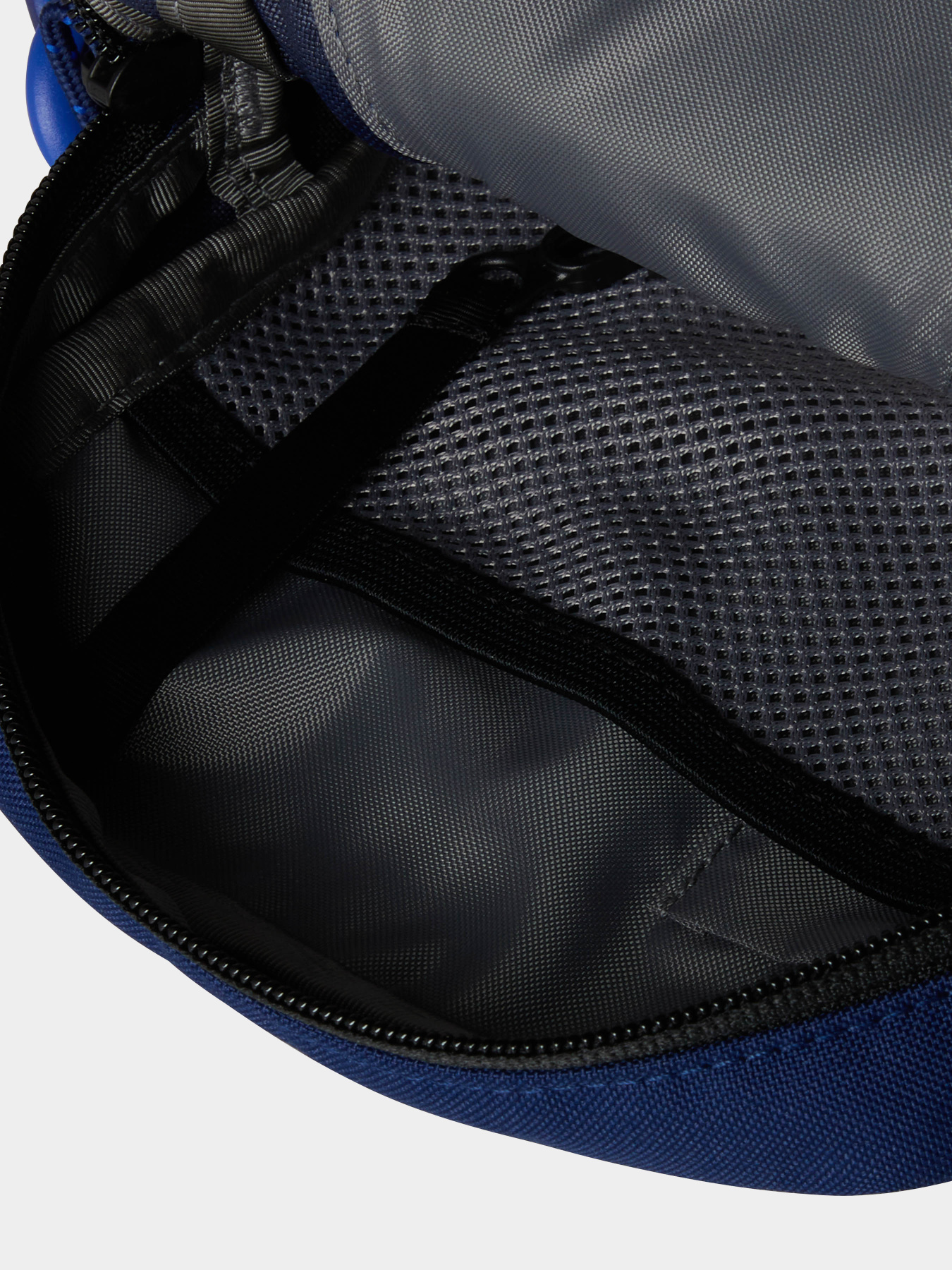 Сумки The North Face Y2K Shoulder модель NF0A87GF0OJ1 Фото