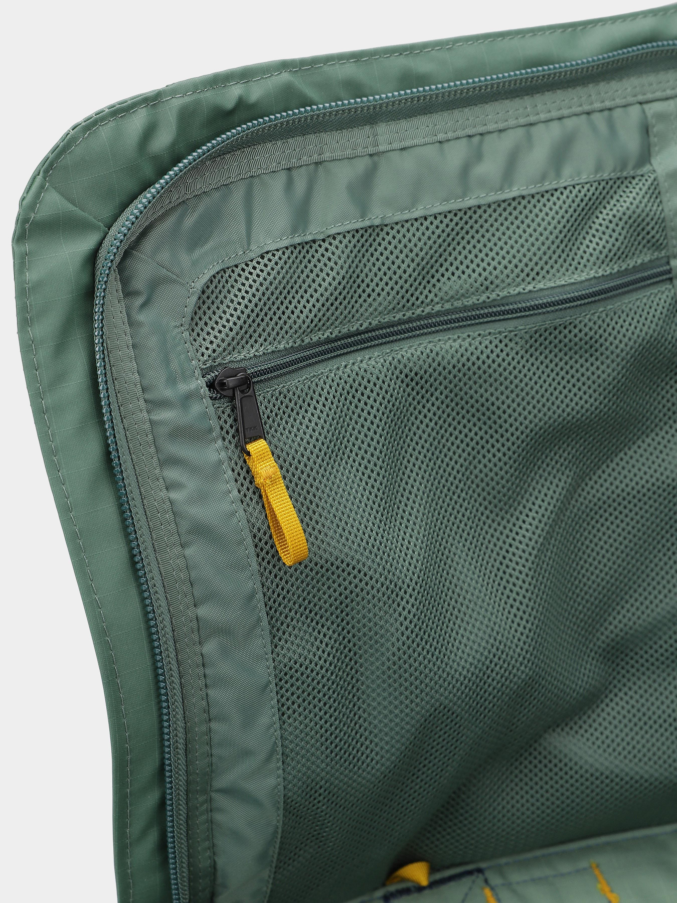Дорожні сумки та валізи The North Face Base Camp Voyager Duffel 62L модель NF0A52S3A721 Фото