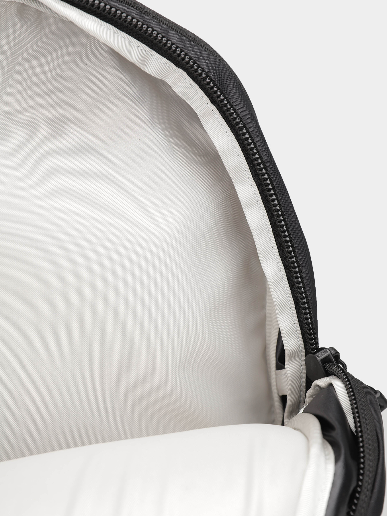Рюкзаки The North Face Router 40L модель NF0A52SF4HF1 Фото
