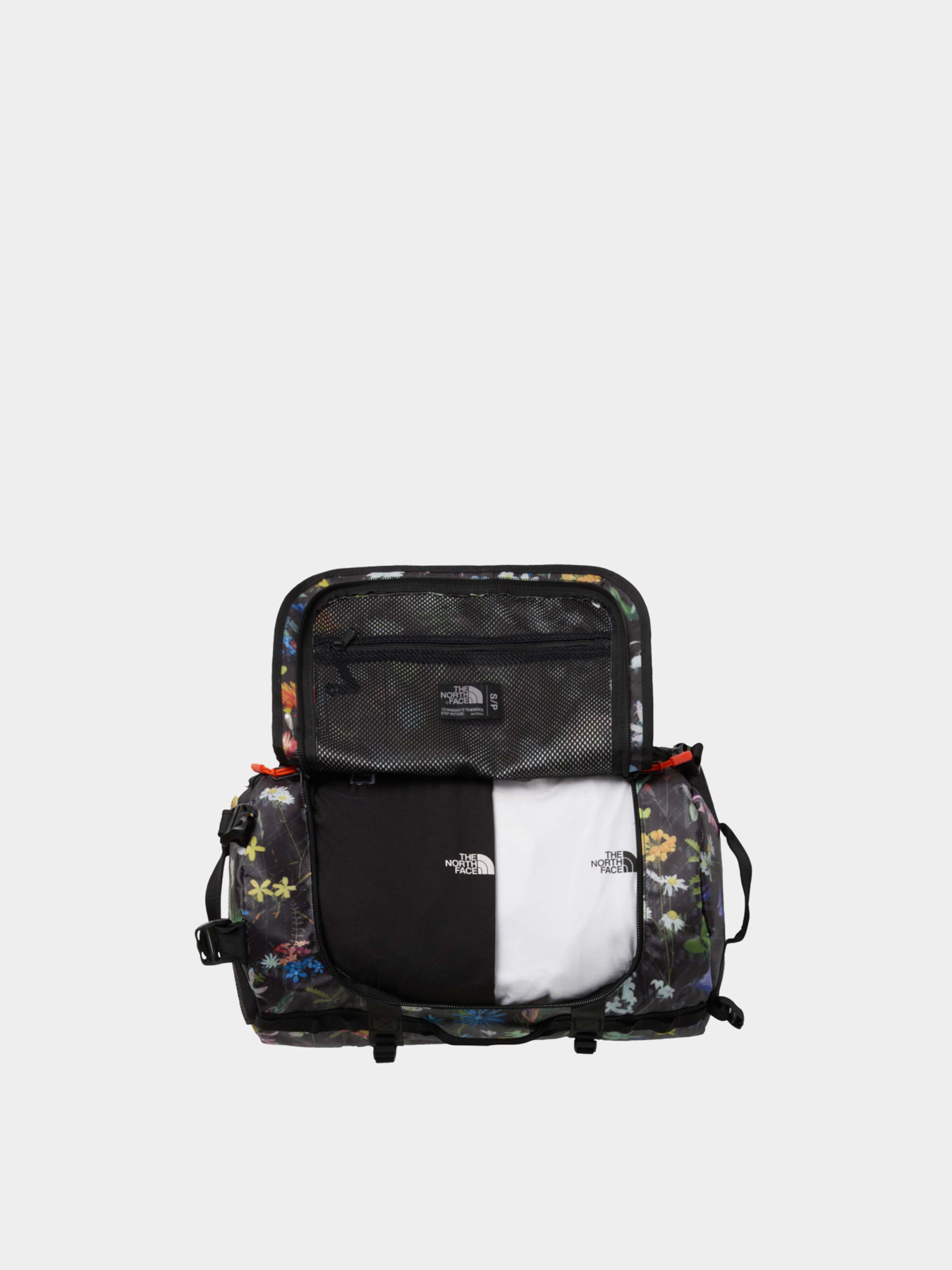 Дорожні сумки та валізи The North Face Base Camp 50L модель NF0A52STGIO1 Дорожні сумки та валізи The North Face Base Camp 50L модель NF0A52STGIO1 Фото