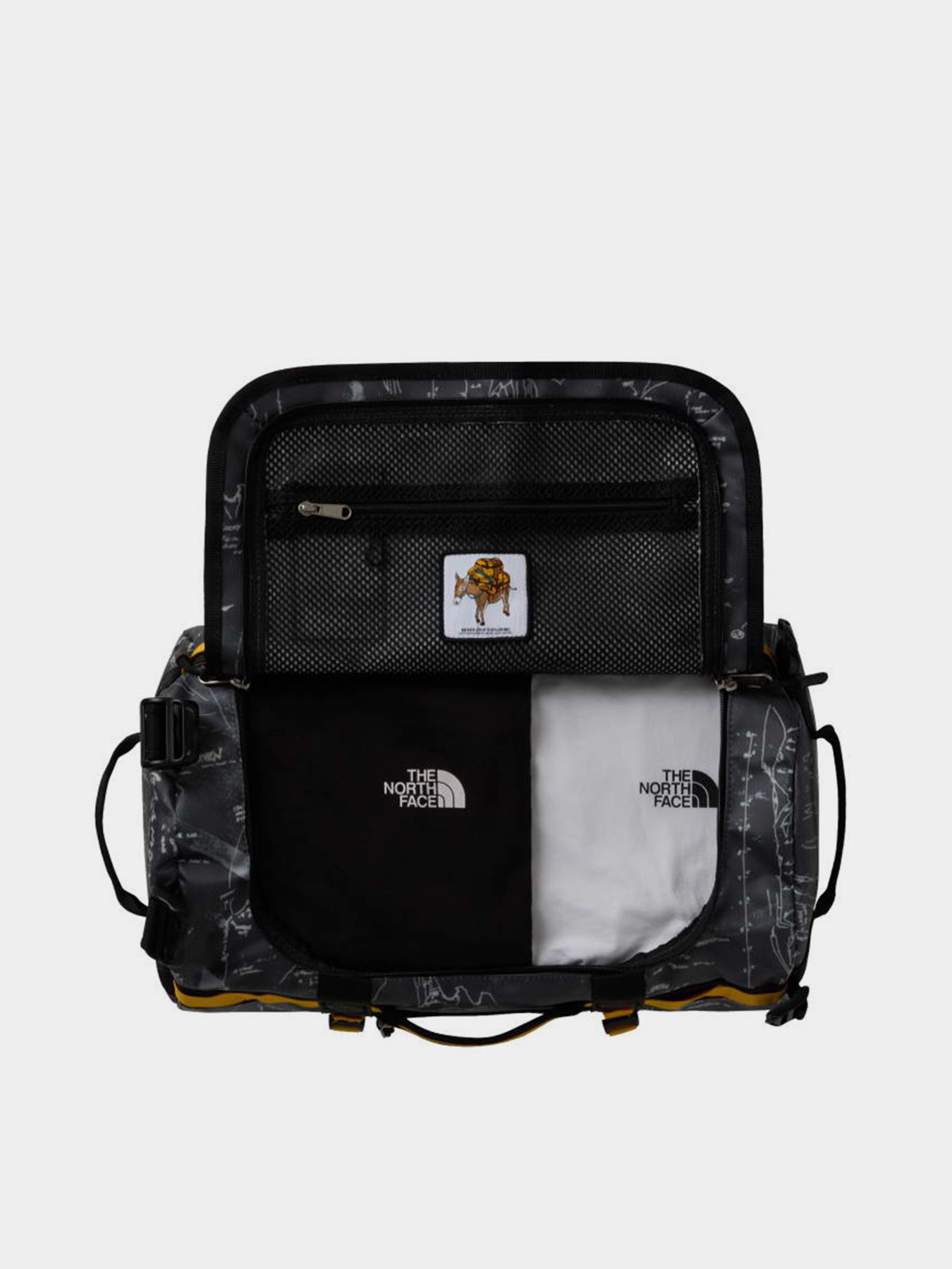 Дорожні сумки та валізи The North Face BASE CAMP DUFFEL - XS модель NF0A52SSMV31 Дорожні сумки та валізи The North Face BASE CAMP DUFFEL - XS модель NF0A52SSMV31 Фото