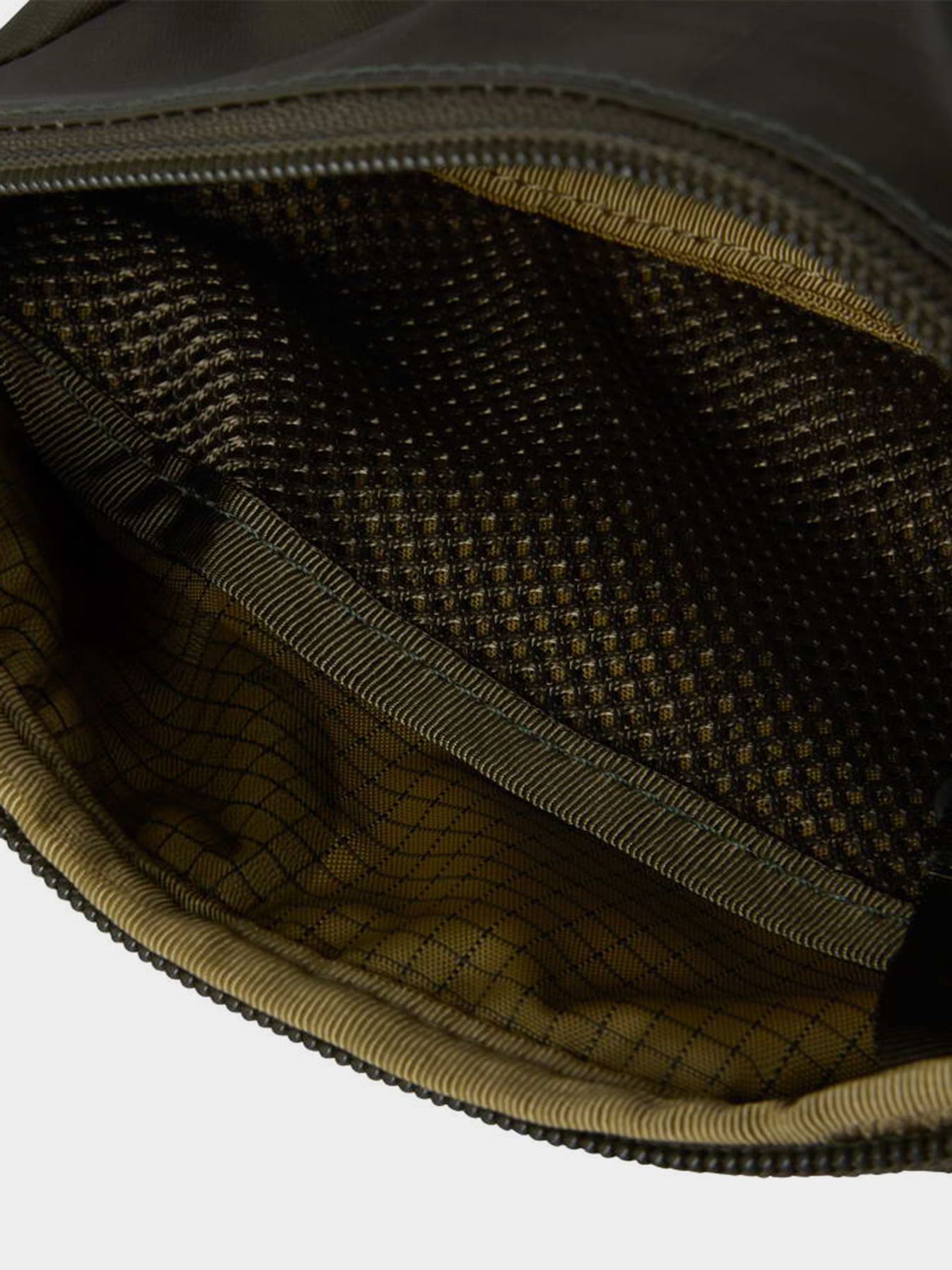 Сумки The North Face BCV PRO CROSSBODY модель NF0A8GJCBQW1 Сумки The North Face BCV PRO CROSSBODY модель NF0A8GJCBQW1 Фото