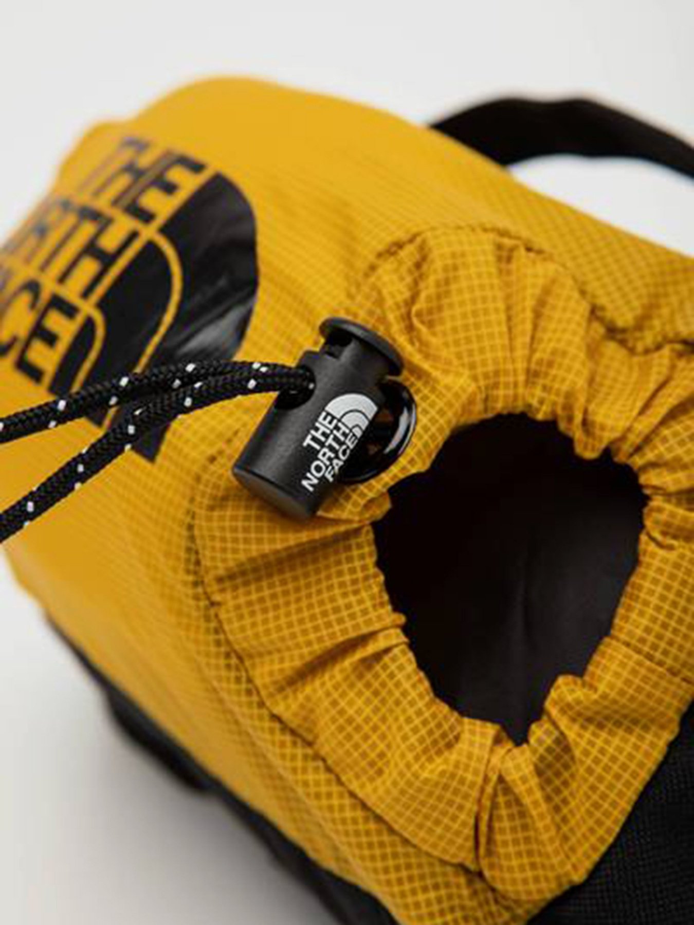 Сумки The North Face Bozer Hip Pack III—S модель NF0A52RXYQR1 Сумки The North Face Bozer Hip Pack III—S модель NF0A52RXYQR1 Фото