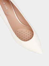 Туфли и лоферы Geox BIBBIANA модель D829CA-00043-C1000 Фото