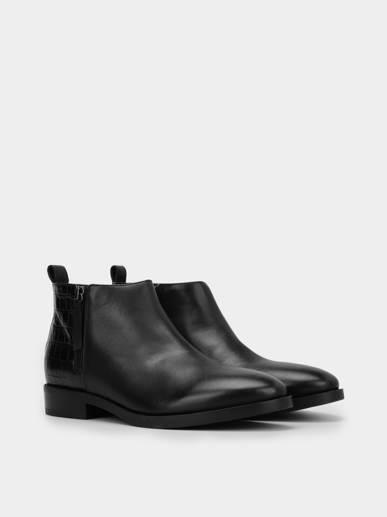 Черевики та чоботи Geox Brogue модель D842UF-04340-C9999 Черевики та чоботи Geox Brogue модель D842UF-04340-C9999 Фото