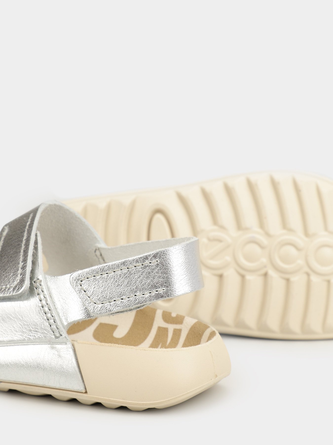 Сандалии ECCO 2nd Cozmo модель 70042201682 Фото