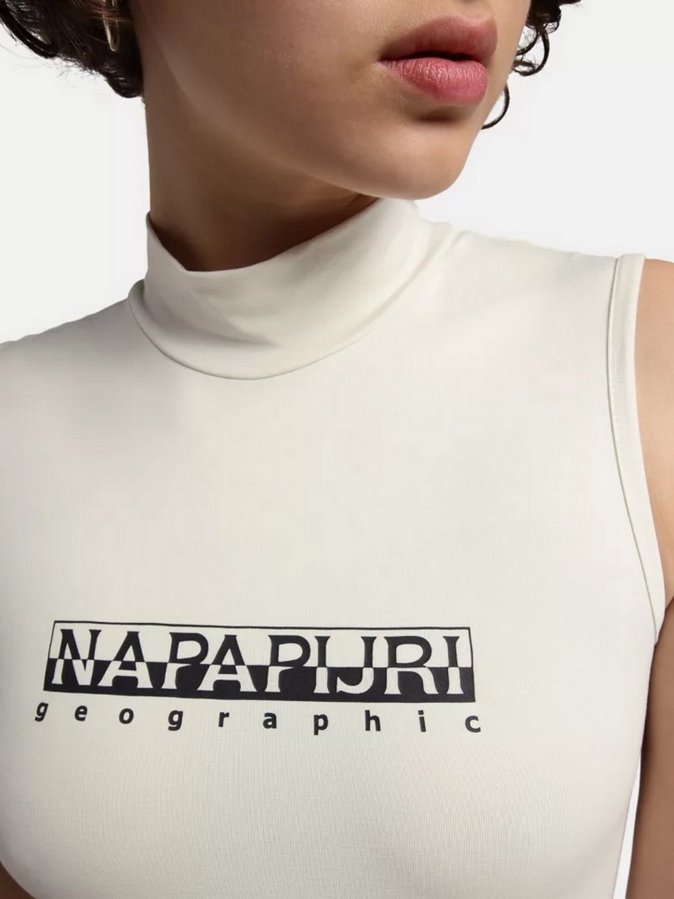 Боди и корсеты Napapijri Box Turtle Neck модель NP0A4G98N1A1 Боди и корсеты Napapijri Box Turtle Neck модель NP0A4G98N1A1 Фото