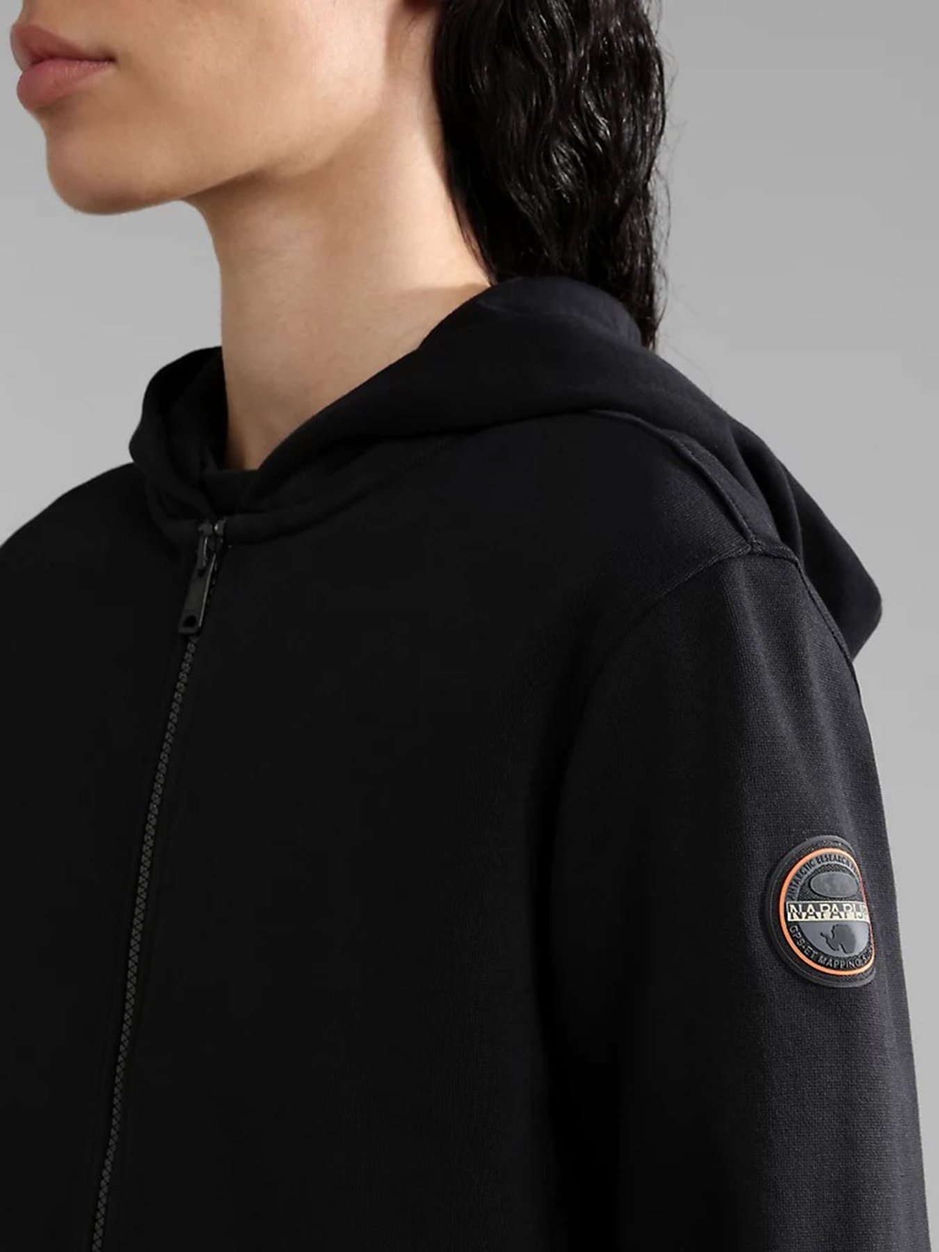 Худі та світшоти Napapijri Cascade Full Zip модель NP0A4GPZ0411 Худі та світшоти Napapijri Cascade Full Zip модель NP0A4GPZ0411 Фото