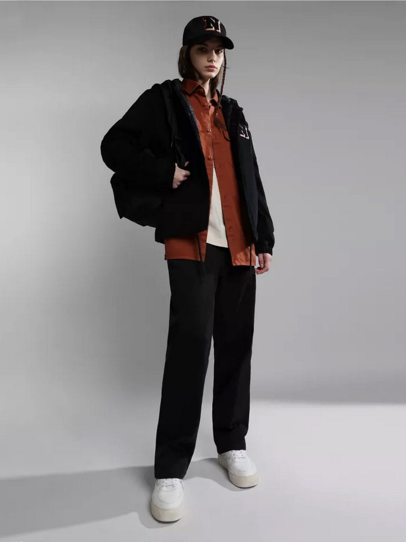 Штани Napapijri M-PICHINCHA W модель NP0A4GYH0411 Штани Napapijri M-PICHINCHA W модель NP0A4GYH0411 Фото
