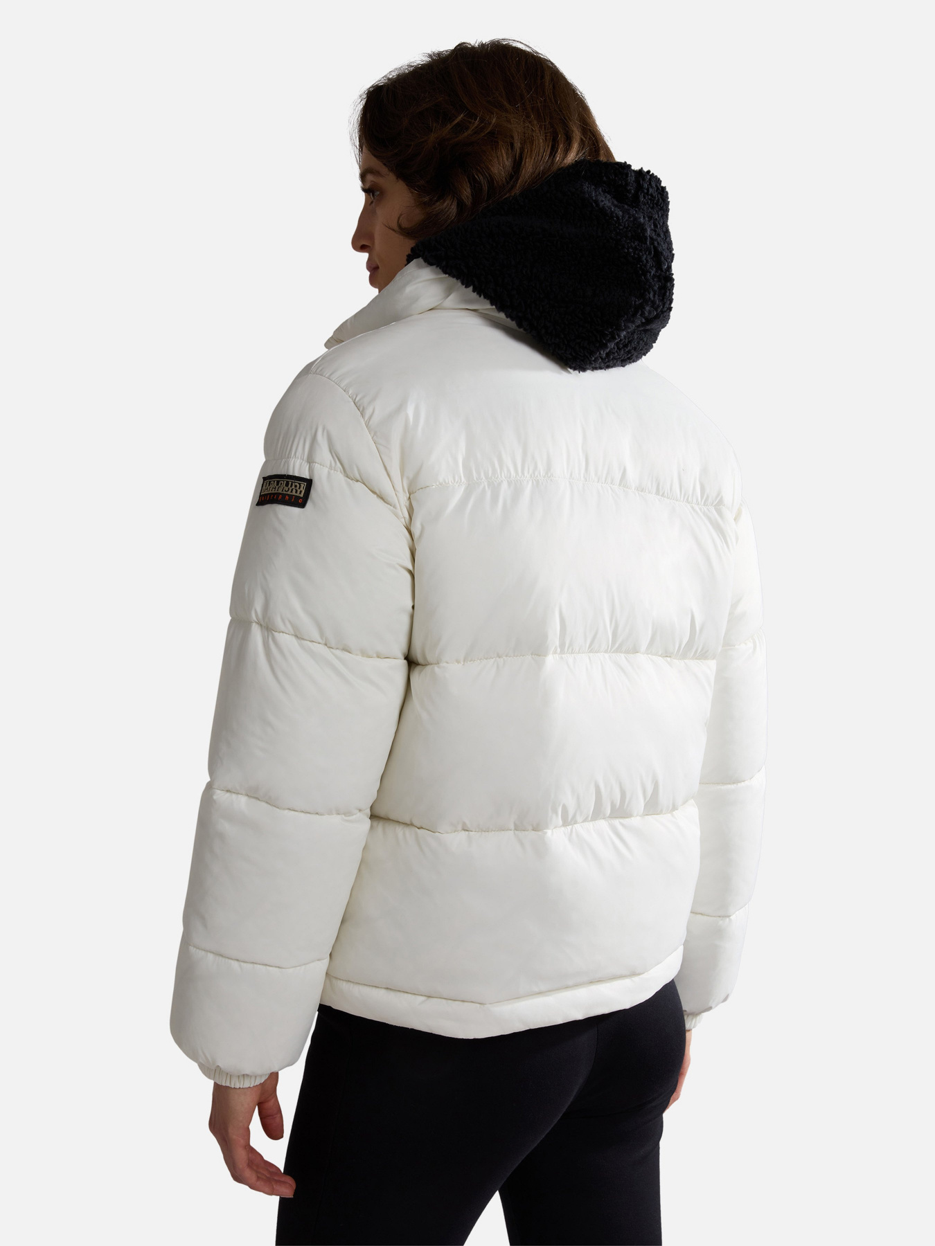 Куртки та дублянки Napapijri Box Puffer модель NP0A4HJVN1A1 Куртки та дублянки Napapijri Box Puffer модель NP0A4HJVN1A1 Фото